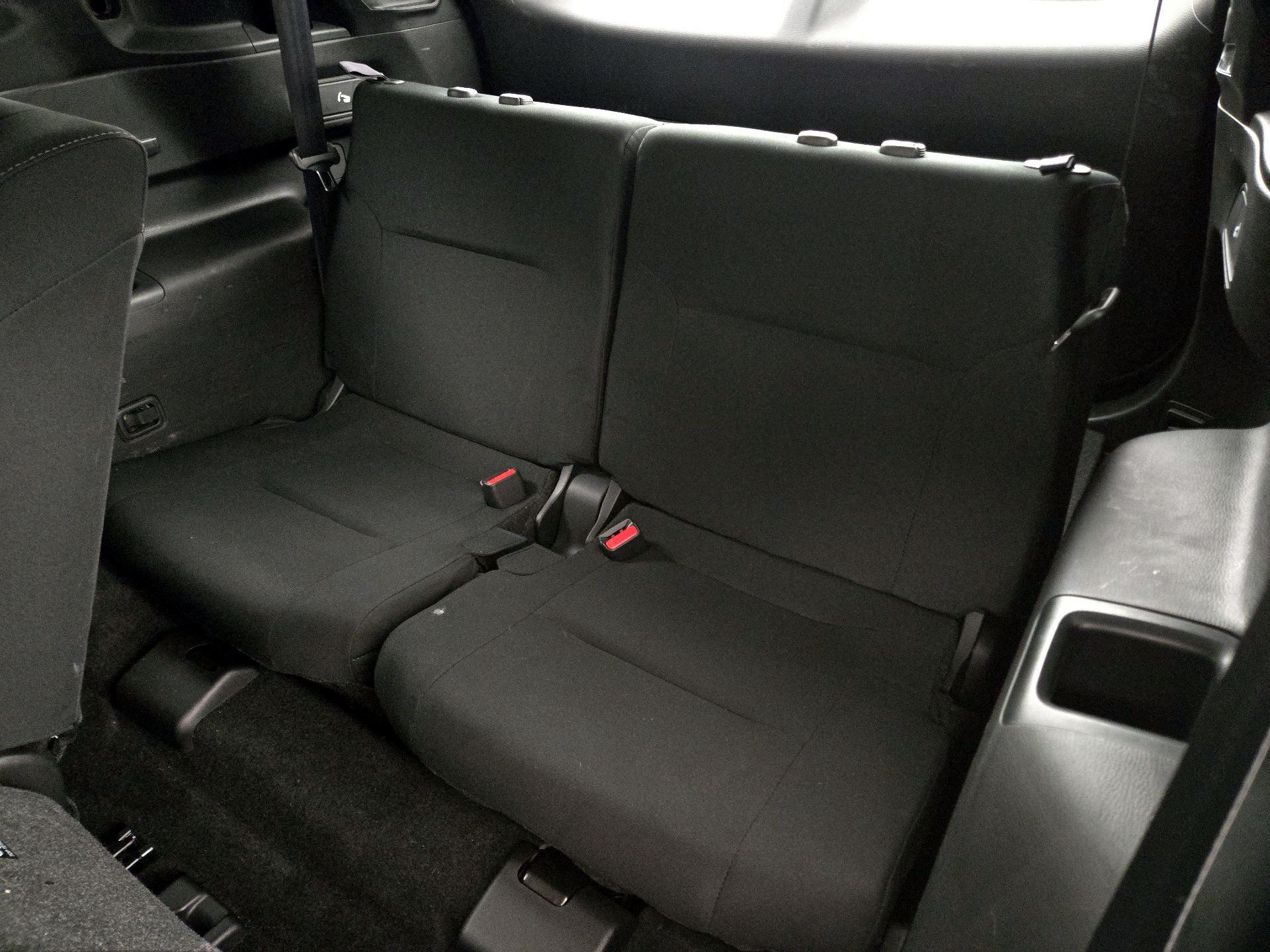 Thumbnail: 2024 Mitsubishi Outlander - 20