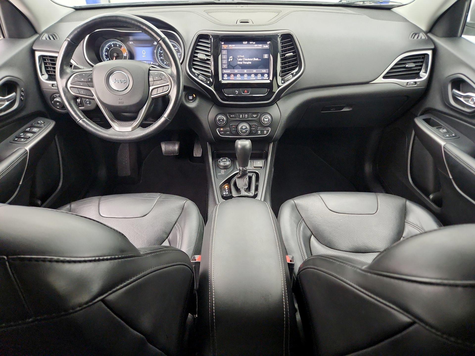 Thumbnail: 2019 Jeep Cherokee - 9