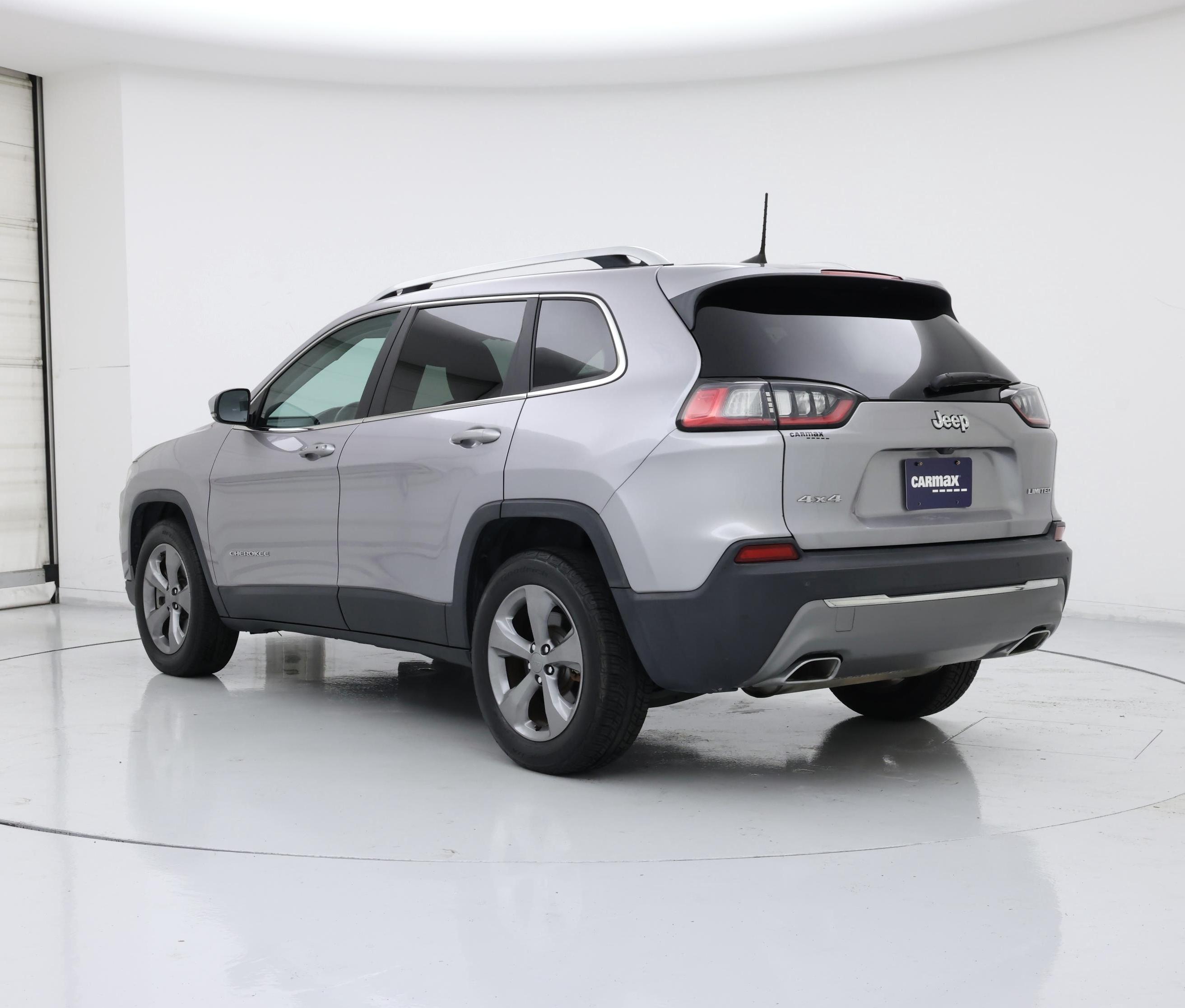 Thumbnail: 2019 Jeep Cherokee - 2