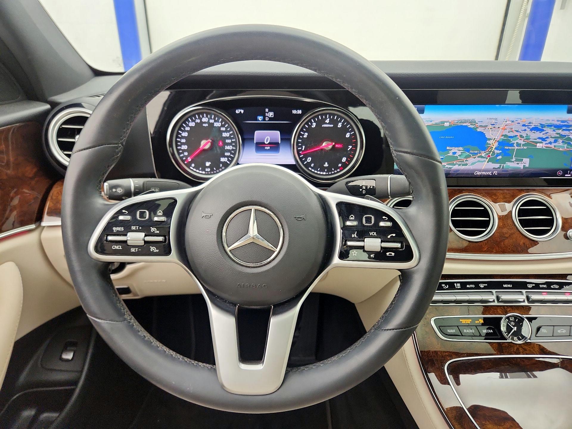 Thumbnail: 2019 Mercedes-Benz E-Class - 10
