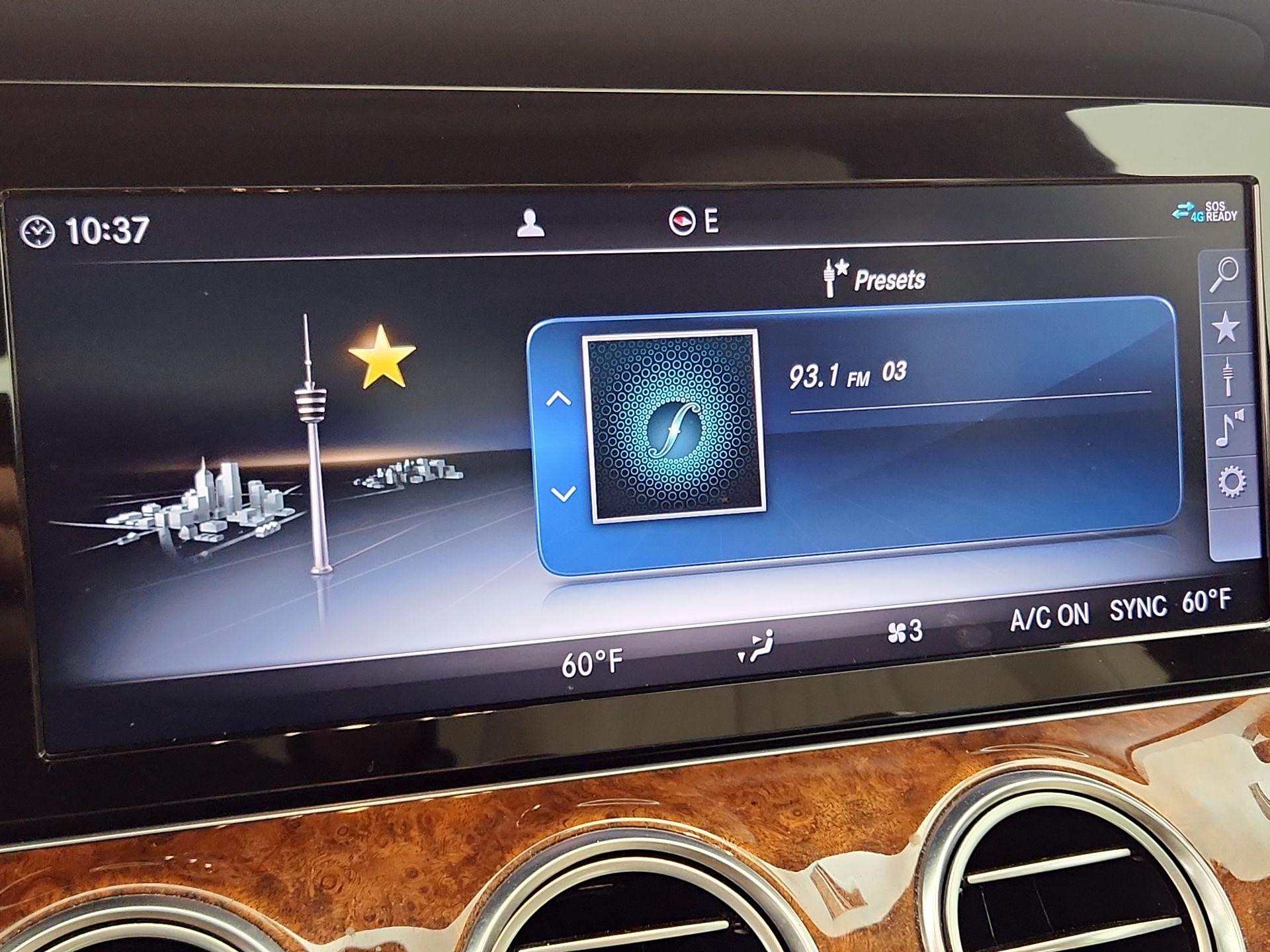 Thumbnail: 2019 Mercedes-Benz E-Class - 16