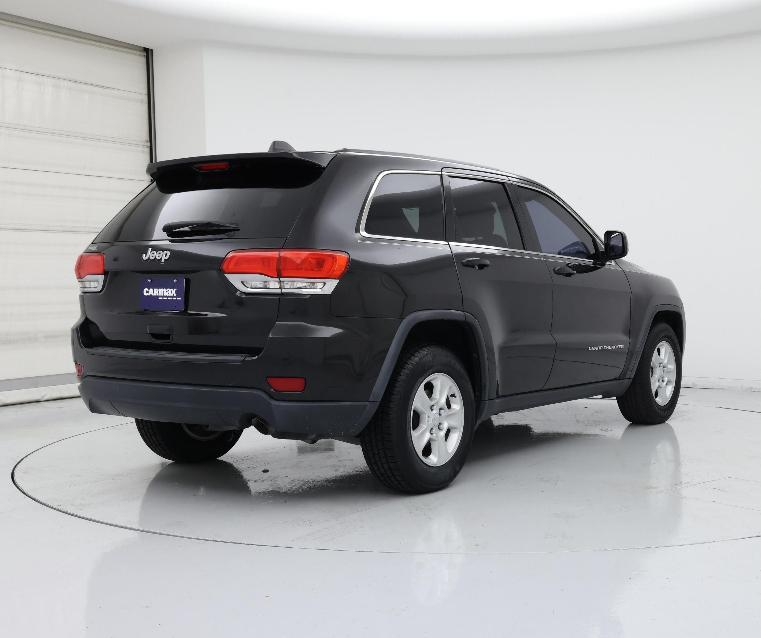 Thumbnail: 2015 Jeep Grand Cherokee - 8