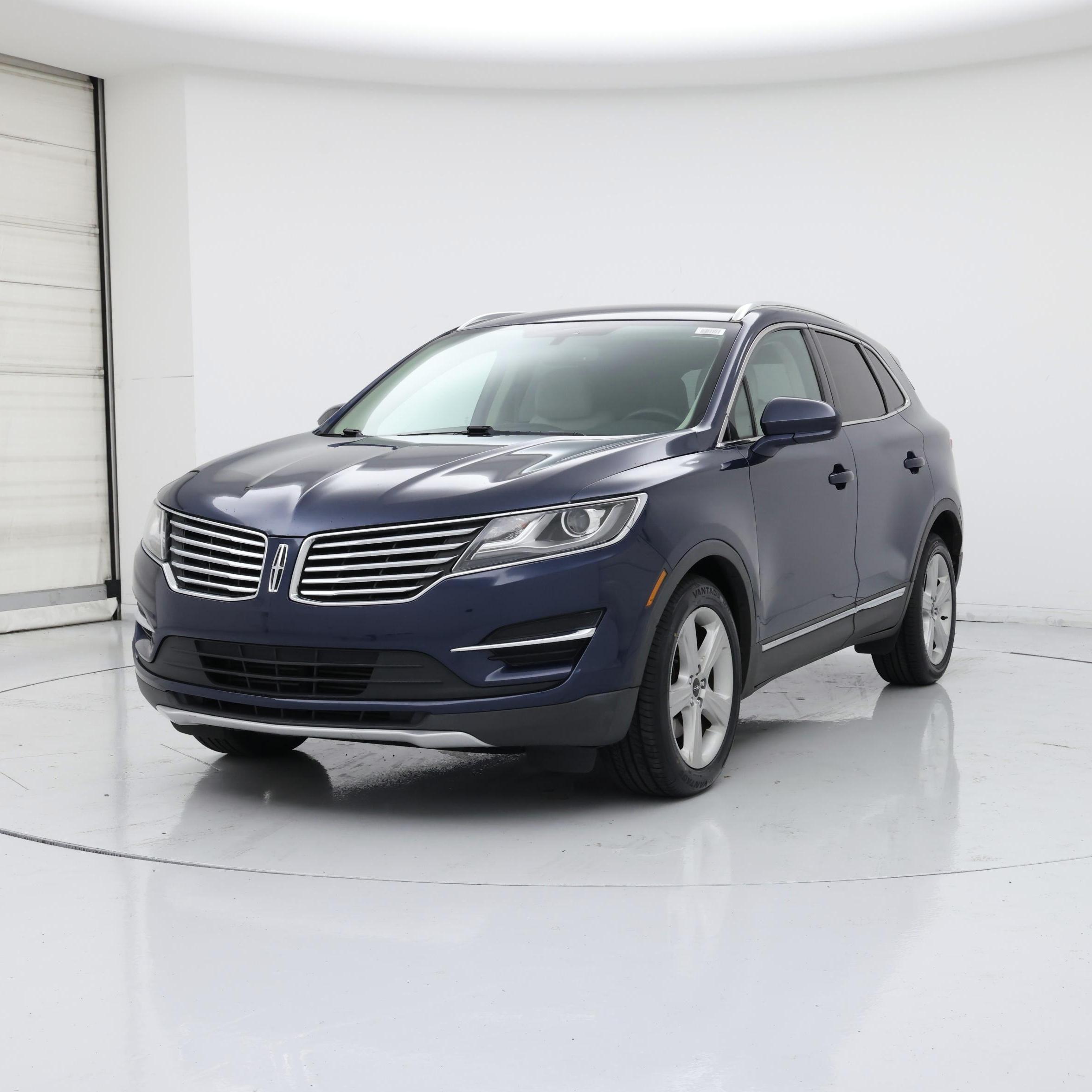 Thumbnail: 2017 Lincoln MKC - 4