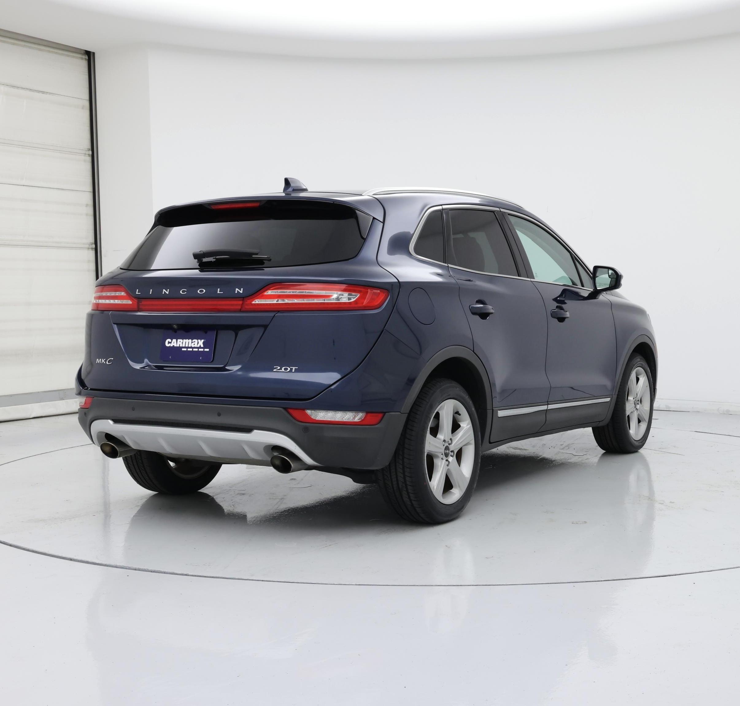 Thumbnail: 2017 Lincoln MKC - 8