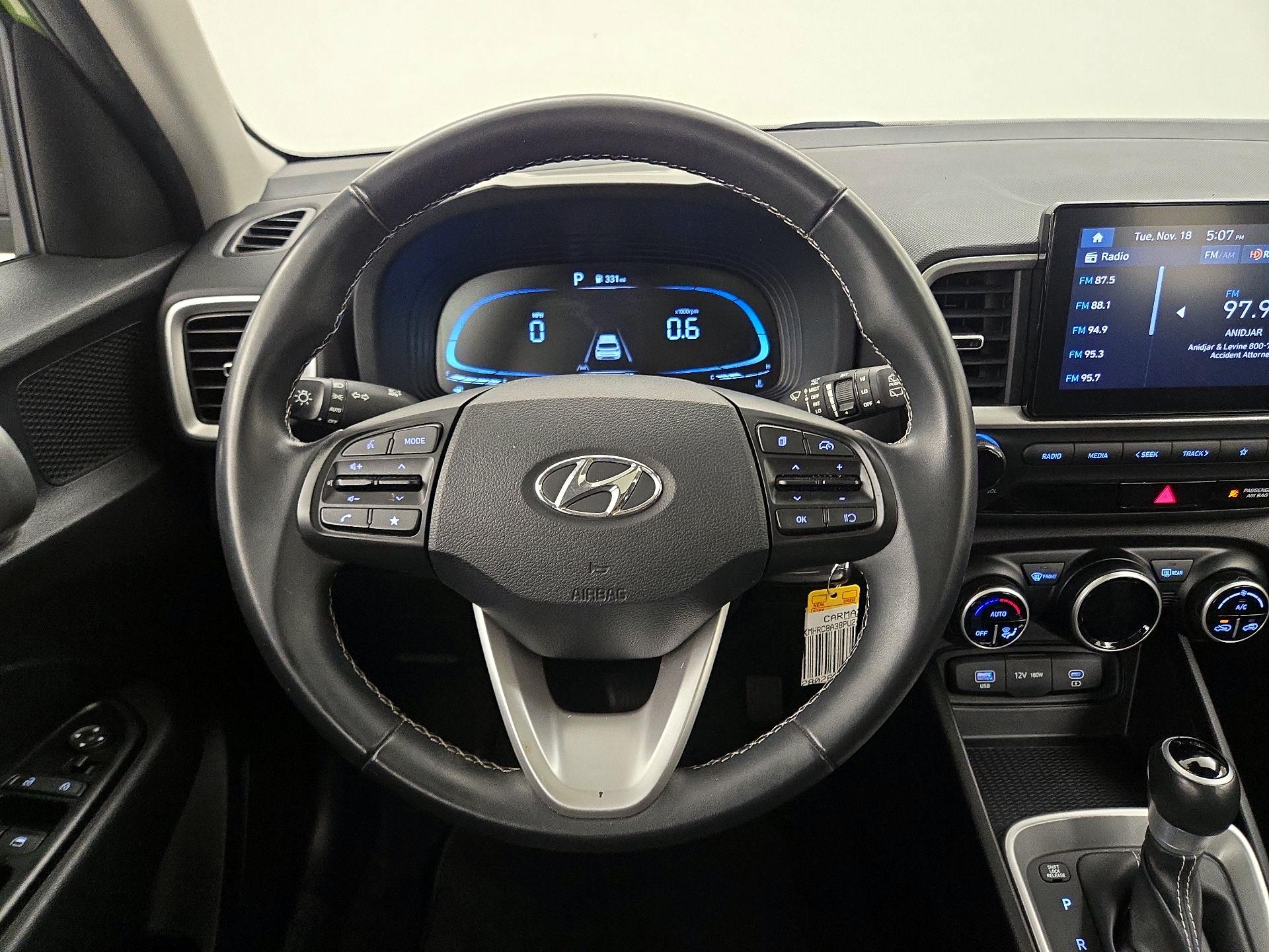 Thumbnail: 2023 Hyundai Venue - 10