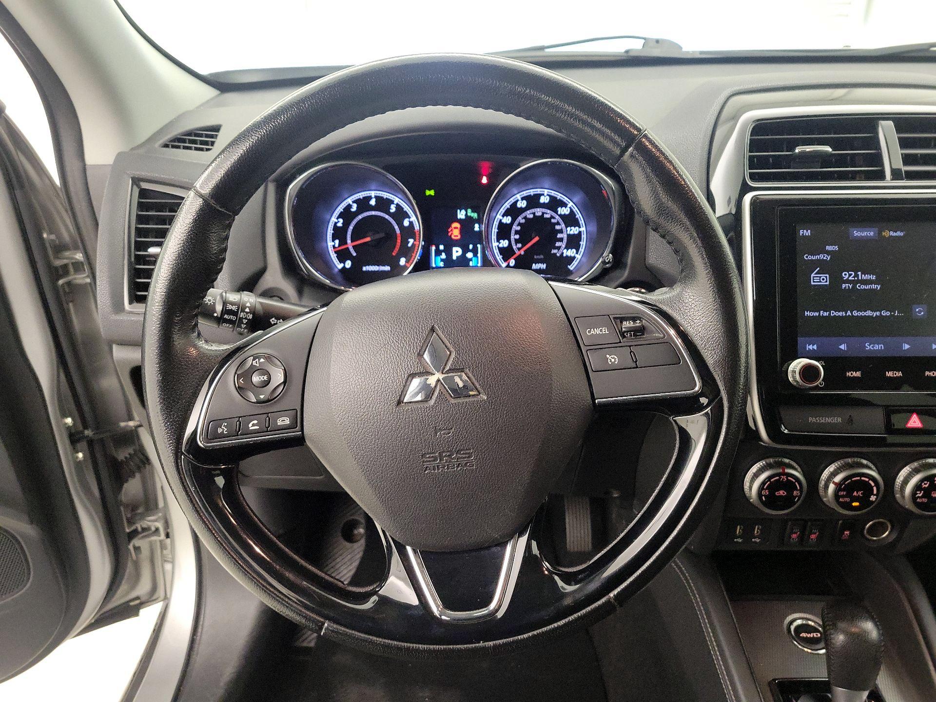 Thumbnail: 2020 Mitsubishi Outlander Sport - 10