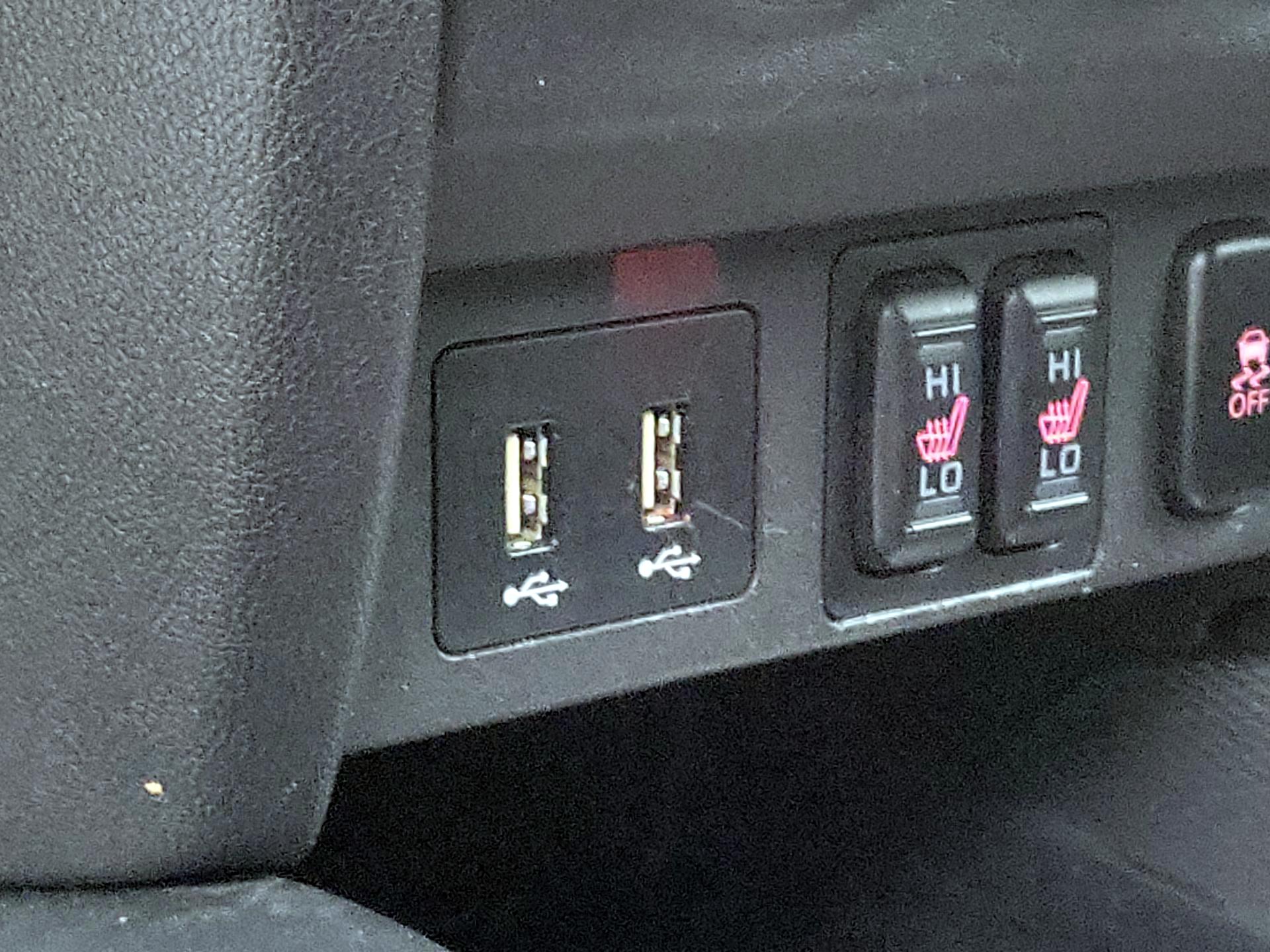 Thumbnail: 2020 Mitsubishi Outlander Sport - 18