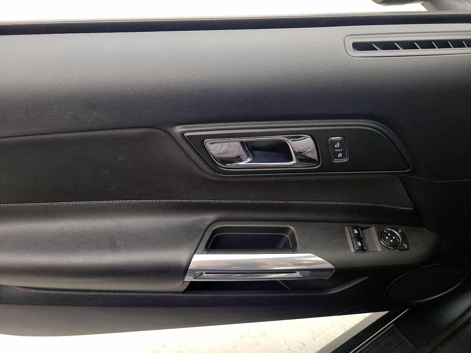 Thumbnail: 2016 Ford Mustang - 12