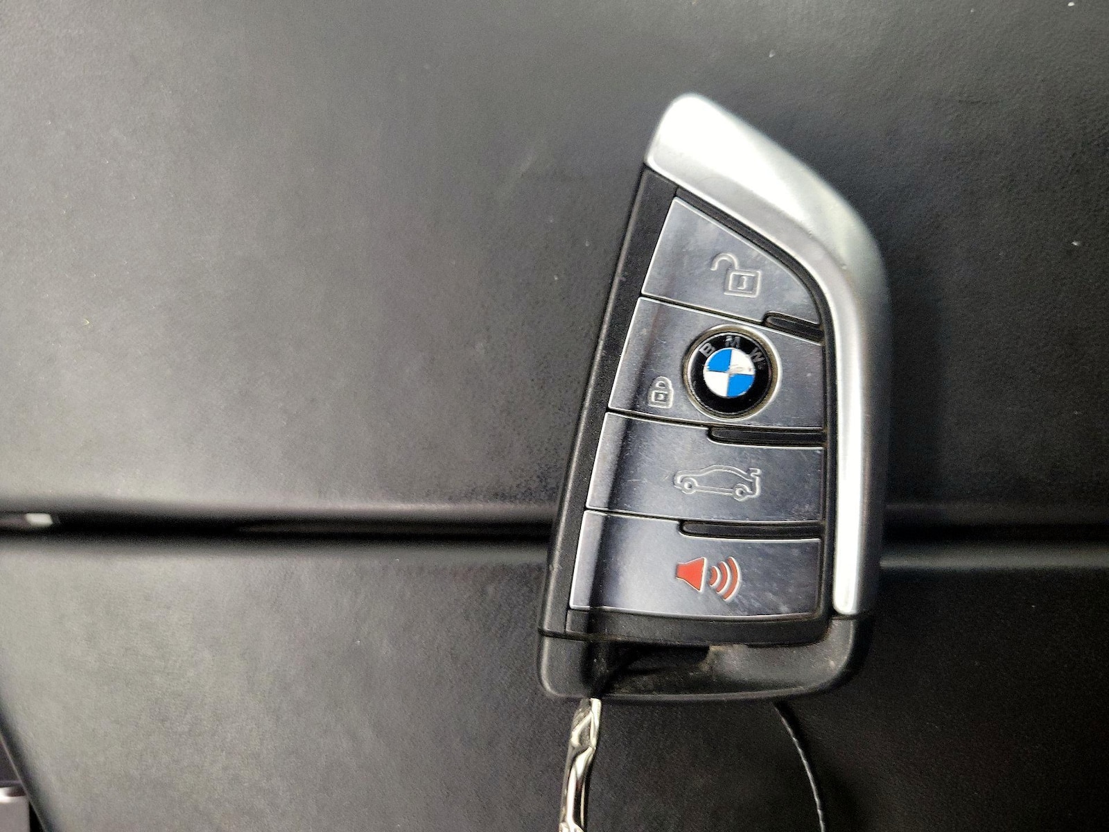 2018 BMW 5 Series M550i - Photo 25