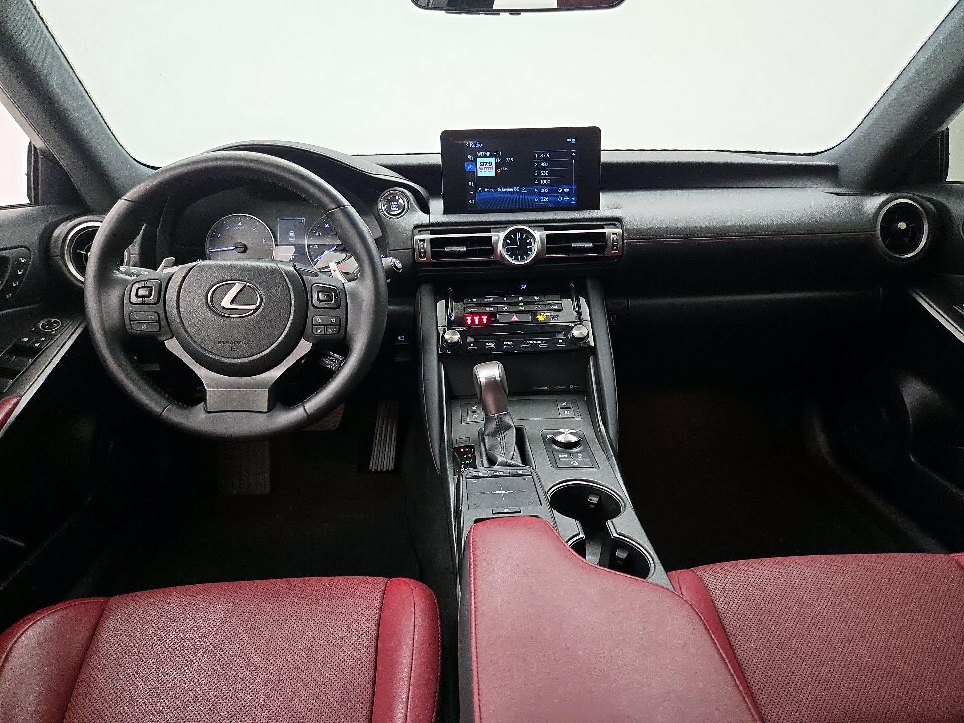 Thumbnail: 2022 Lexus IS - 9