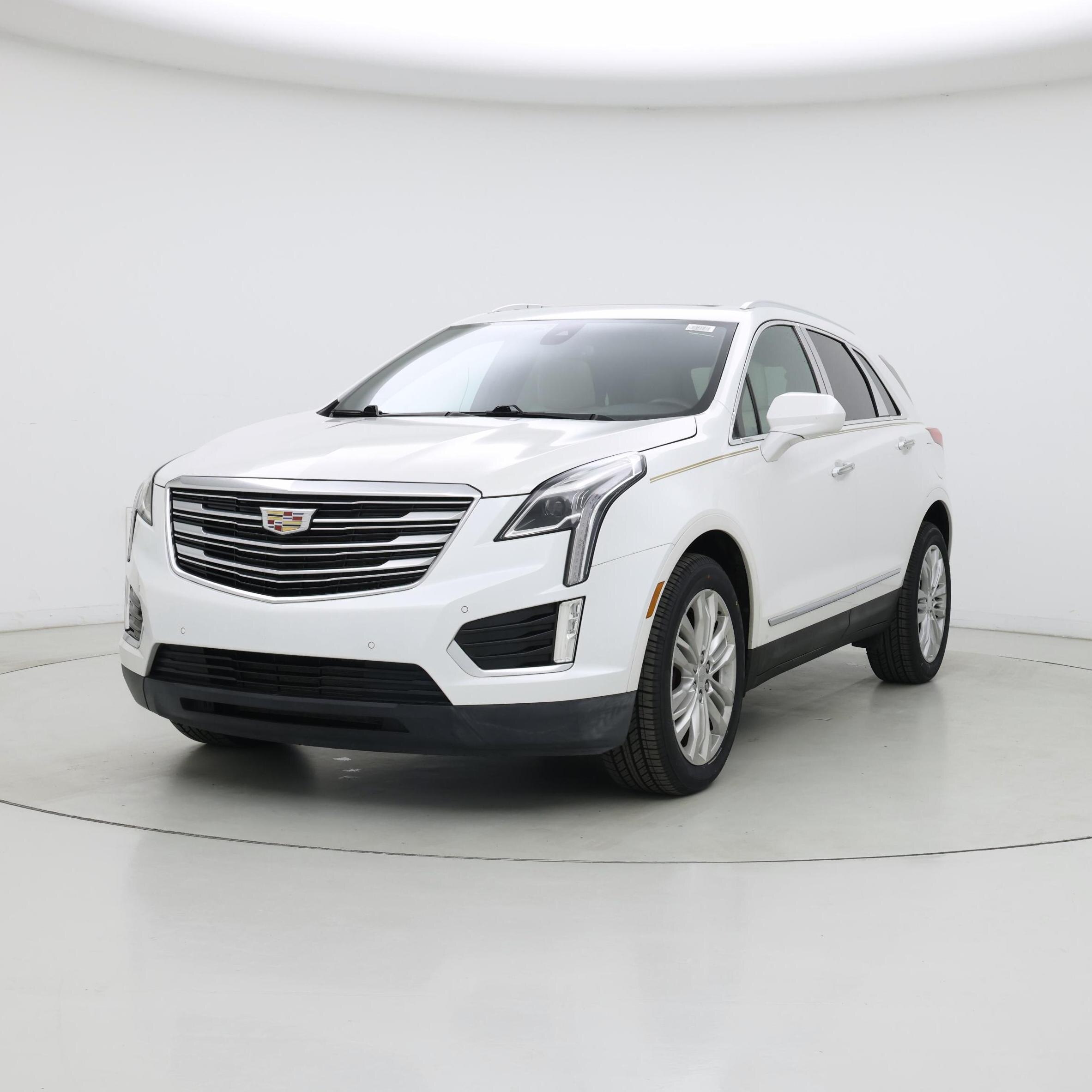 Thumbnail: 2017 Cadillac XT5 - 4