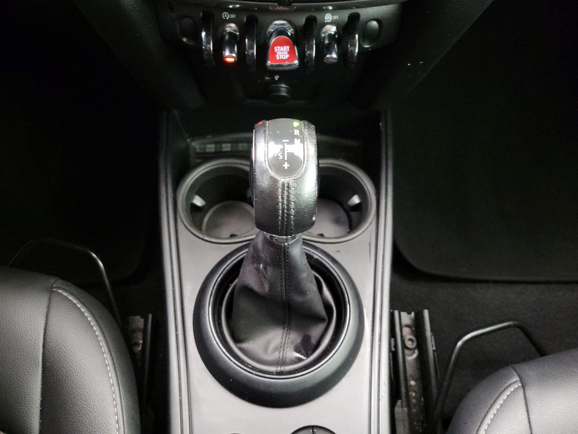 Thumbnail: 2019 MINI Cooper Countryman - 17