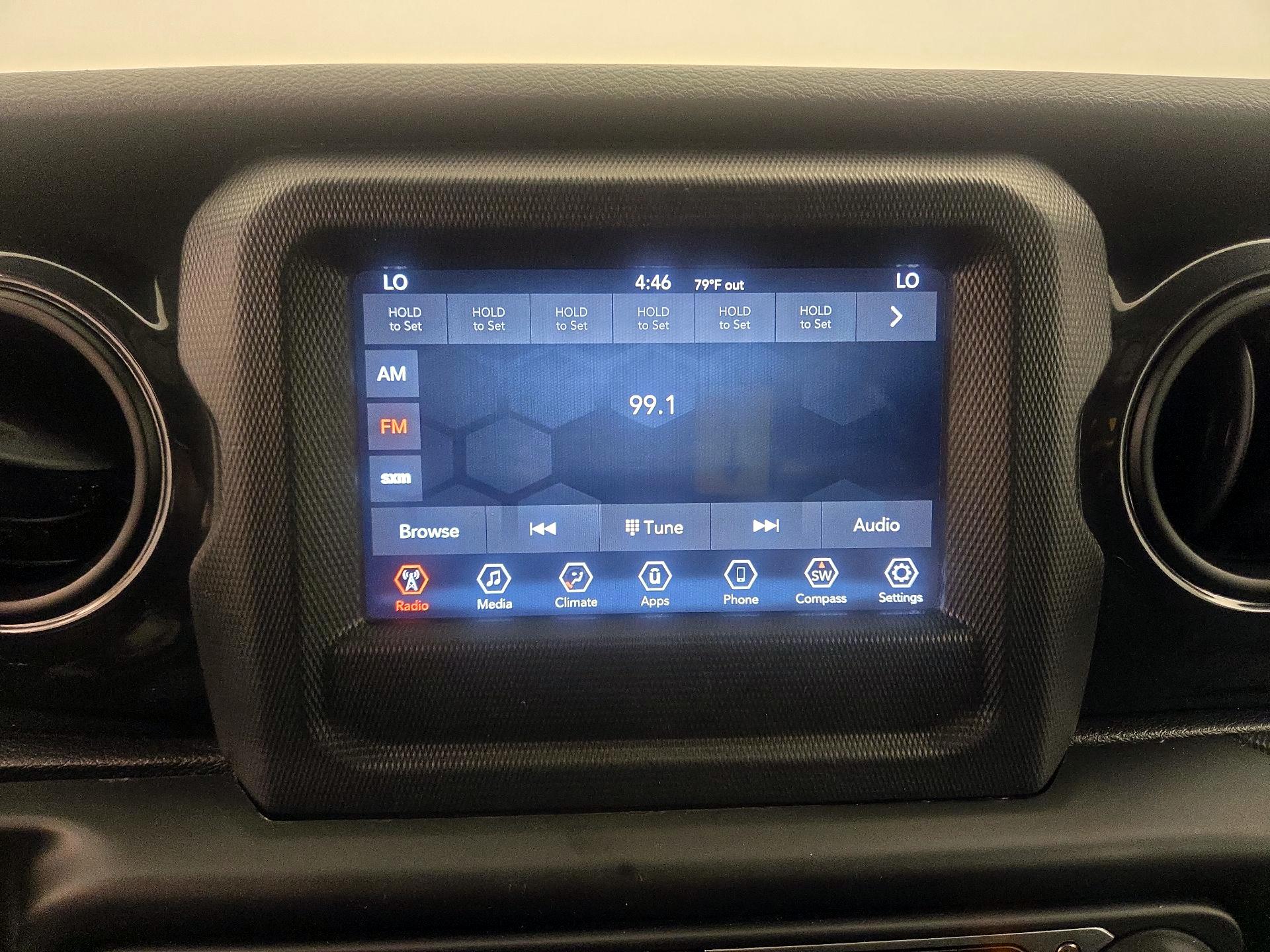 Thumbnail: 2020 Jeep Wrangler - 15