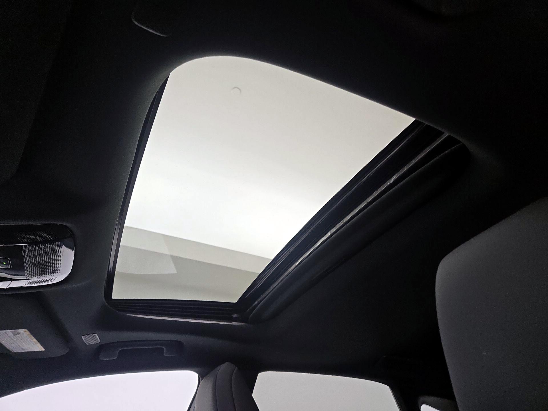 Thumbnail: 2024 Lexus RX - 19