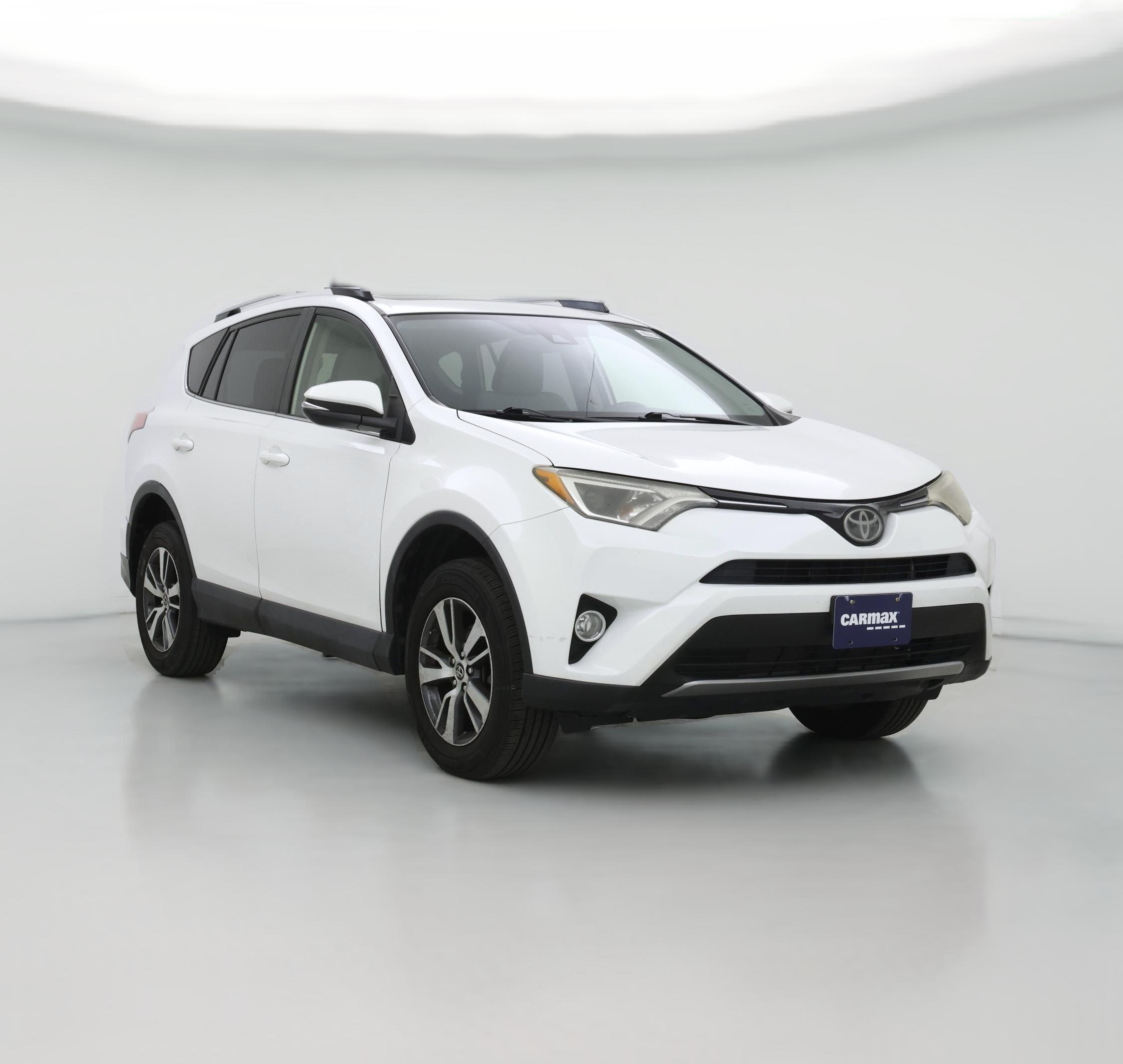 Thumbnail: 2018 Toyota RAV4 - 1