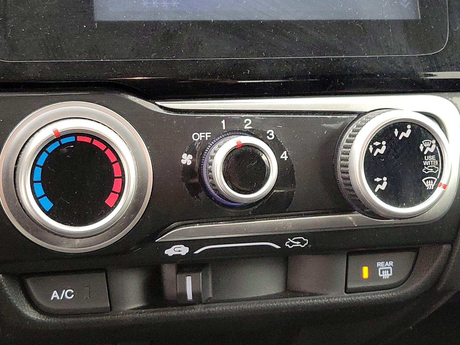 Thumbnail: 2015 Honda Fit - 16