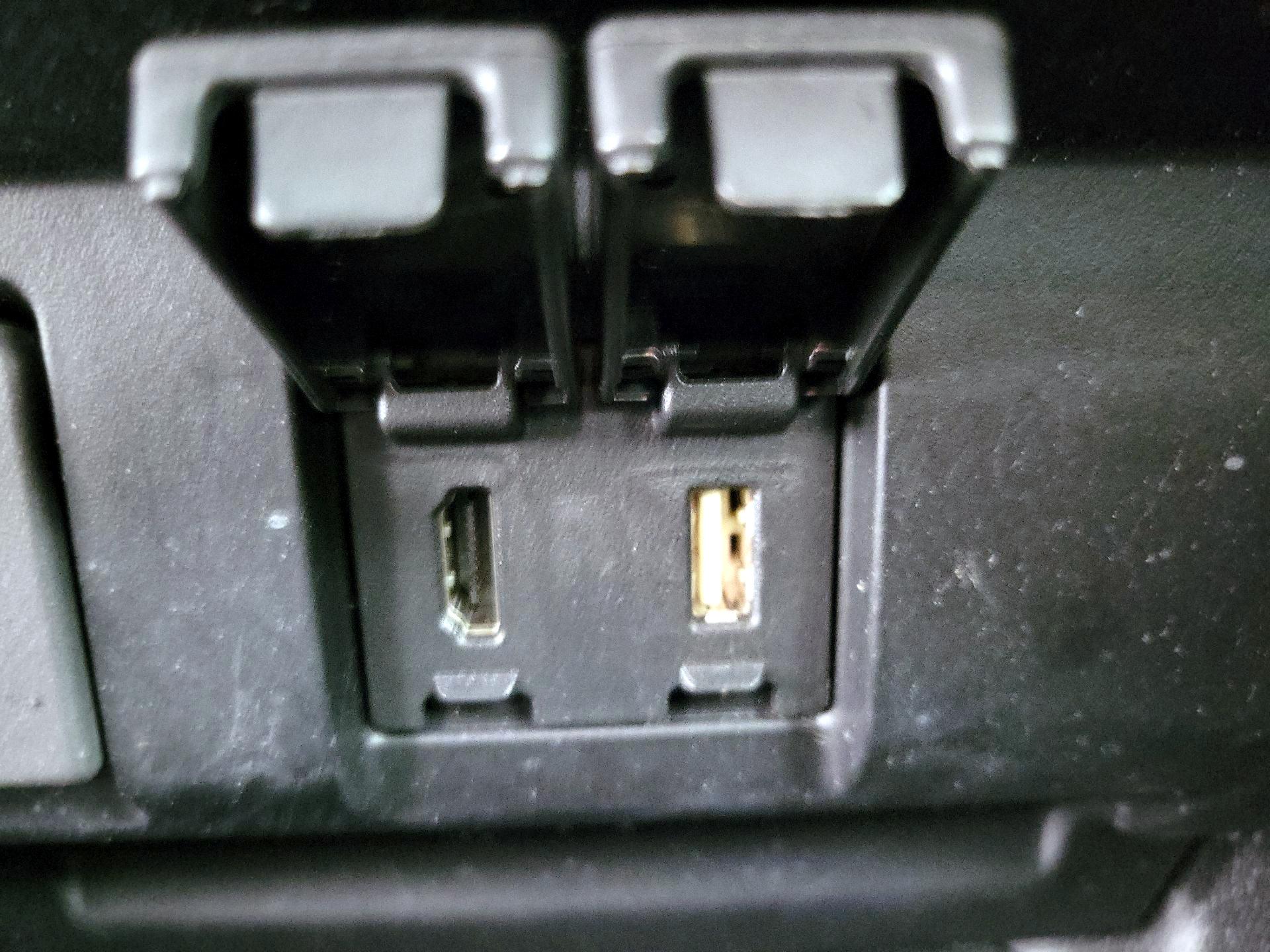 Thumbnail: 2015 Honda Fit - 18