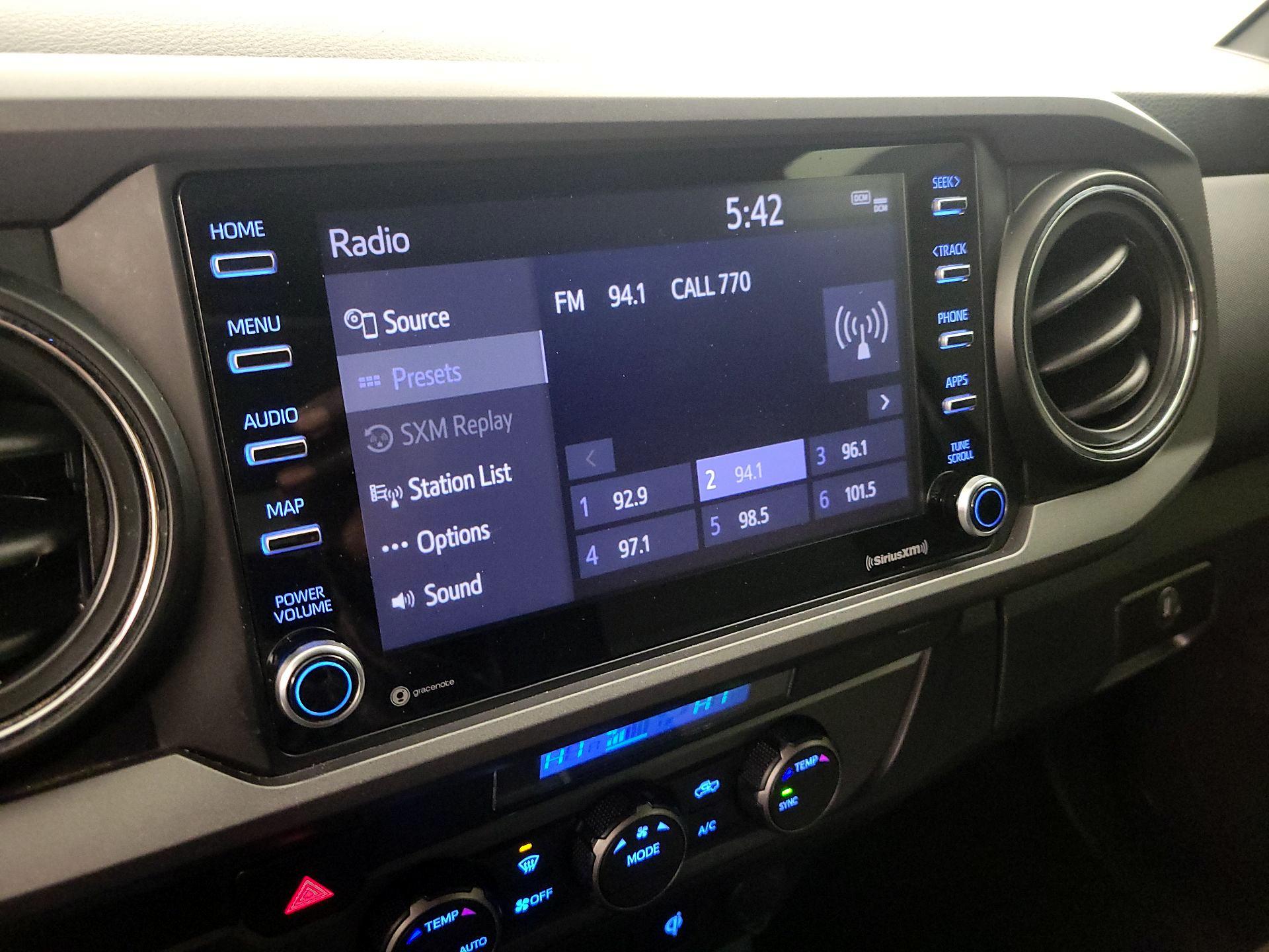 Thumbnail: 2022 Toyota Tacoma - 15