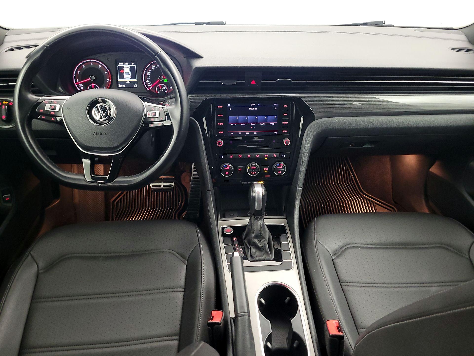 Thumbnail: 2022 Volkswagen Passat - 9