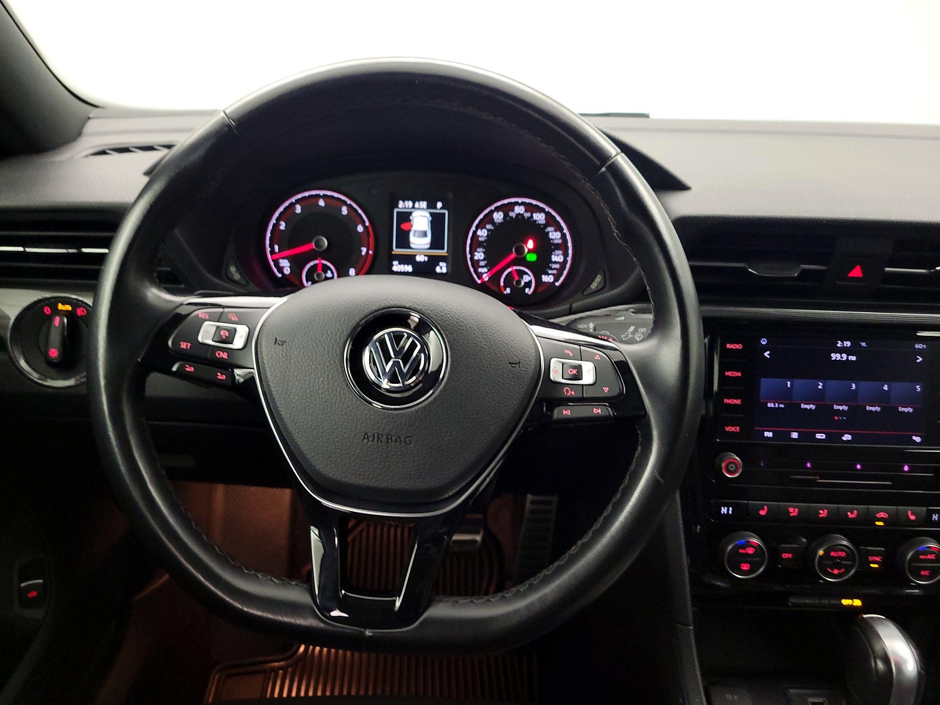 Thumbnail: 2022 Volkswagen Passat - 10