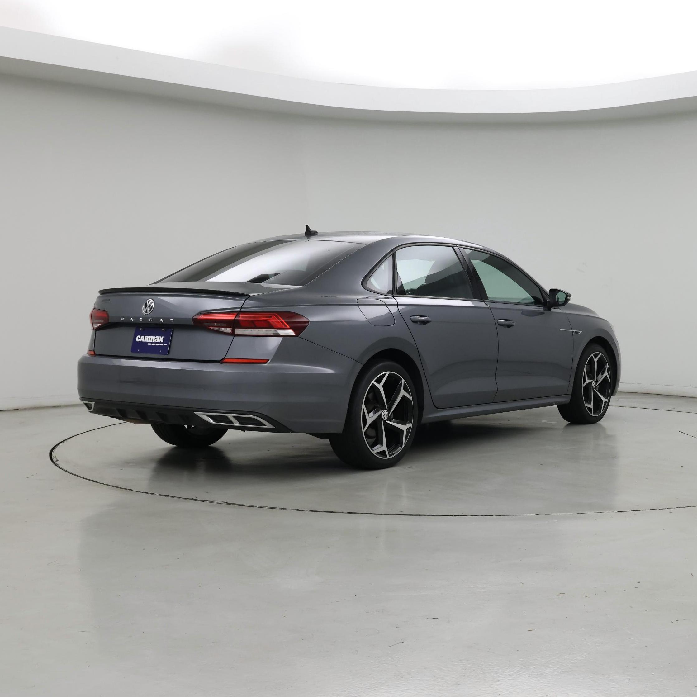 Thumbnail: 2022 Volkswagen Passat - 8