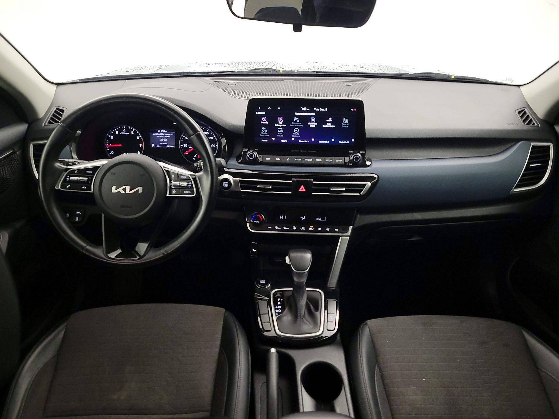 Thumbnail: 2022 Kia Seltos - 9