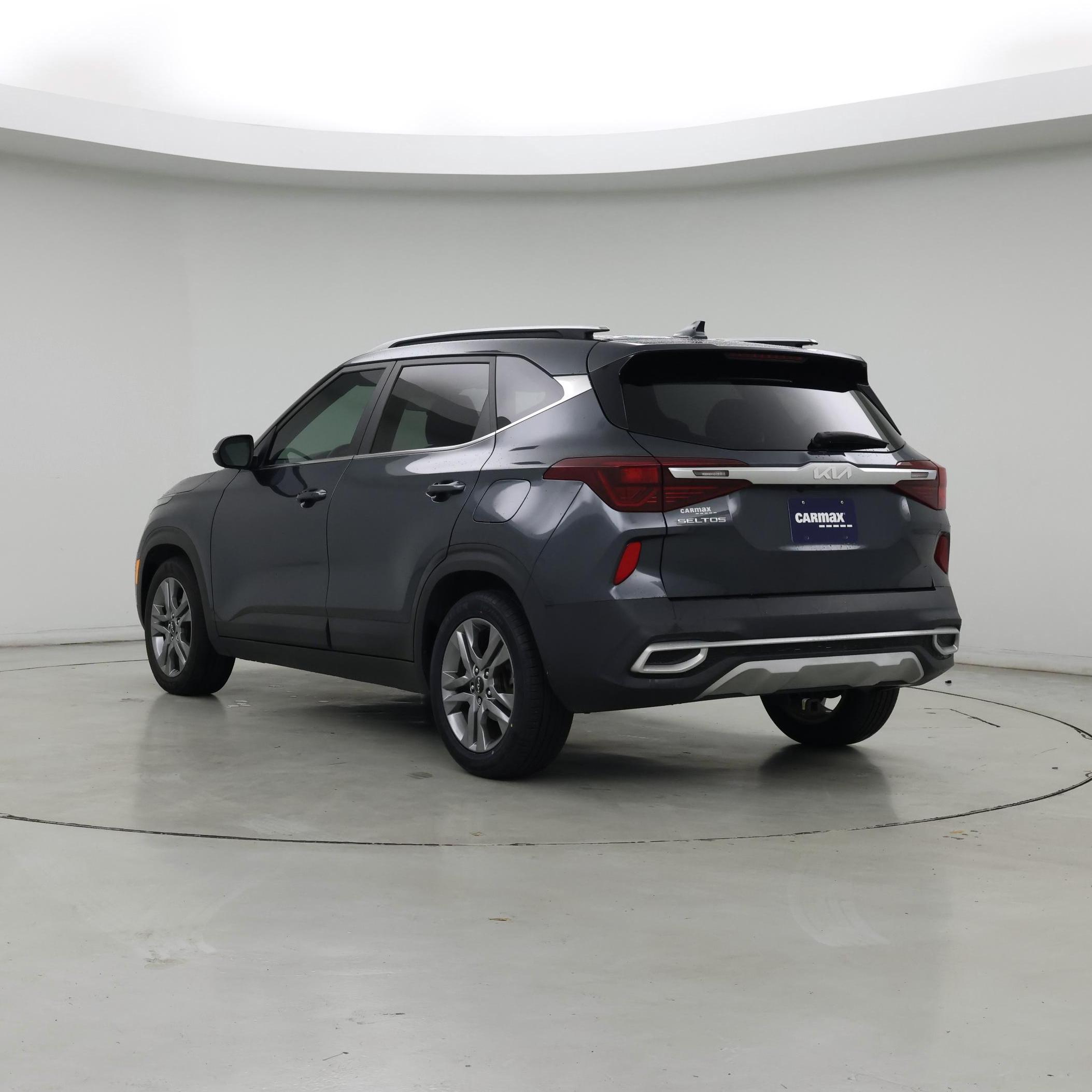 Thumbnail: 2022 Kia Seltos - 2