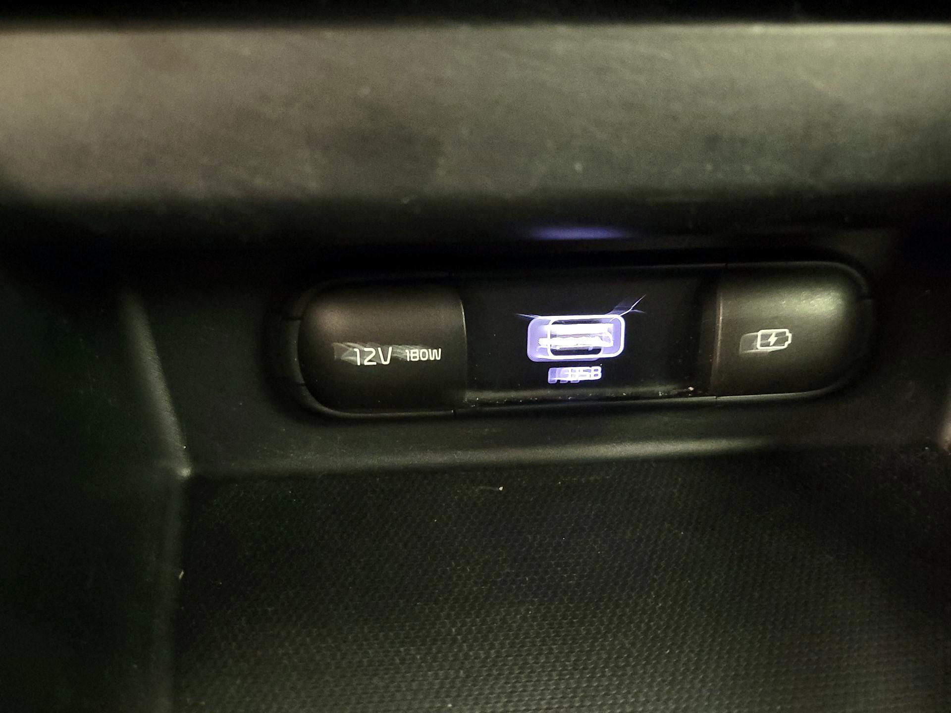 Thumbnail: 2022 Kia Seltos - 19