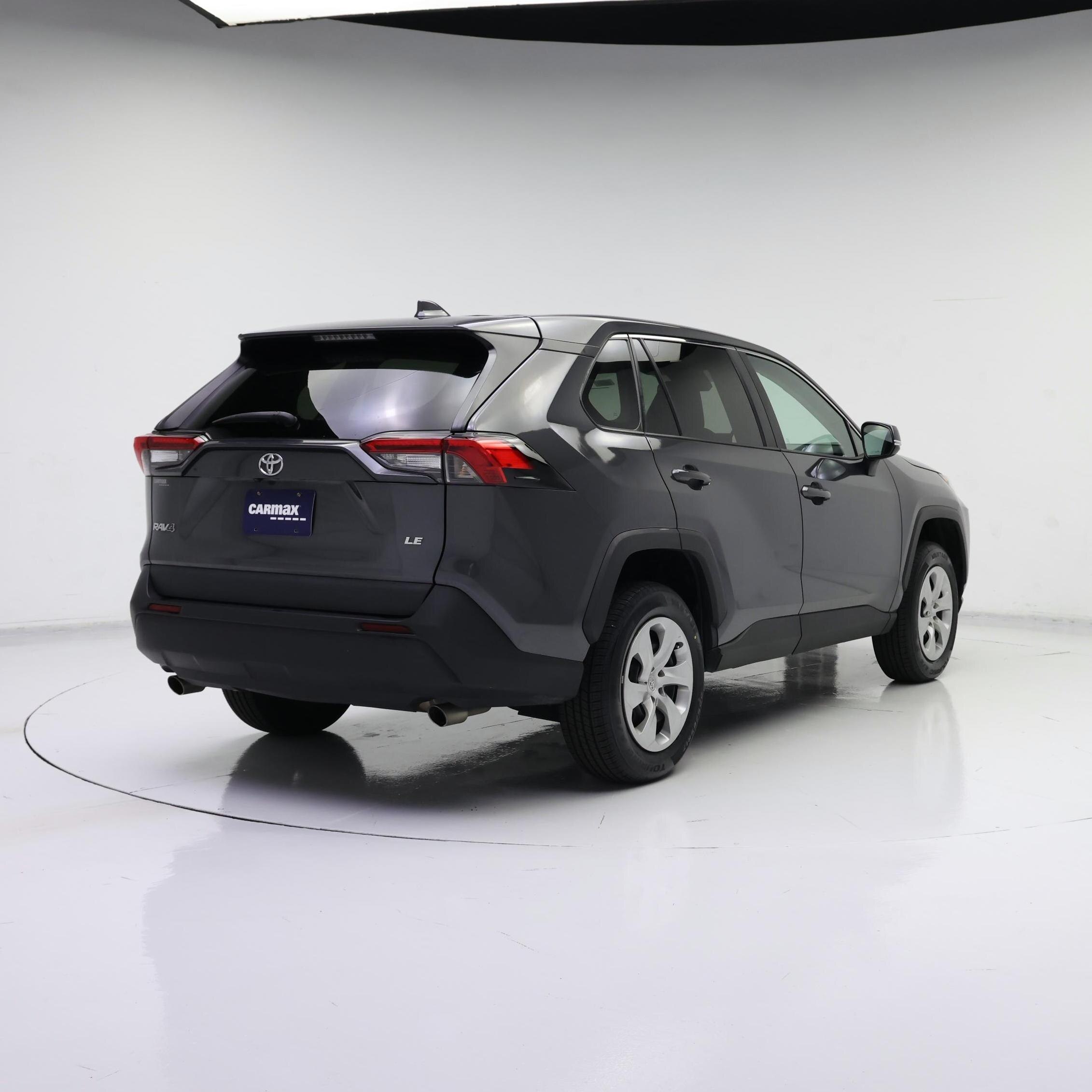 Thumbnail: 2022 Toyota RAV4 - 8