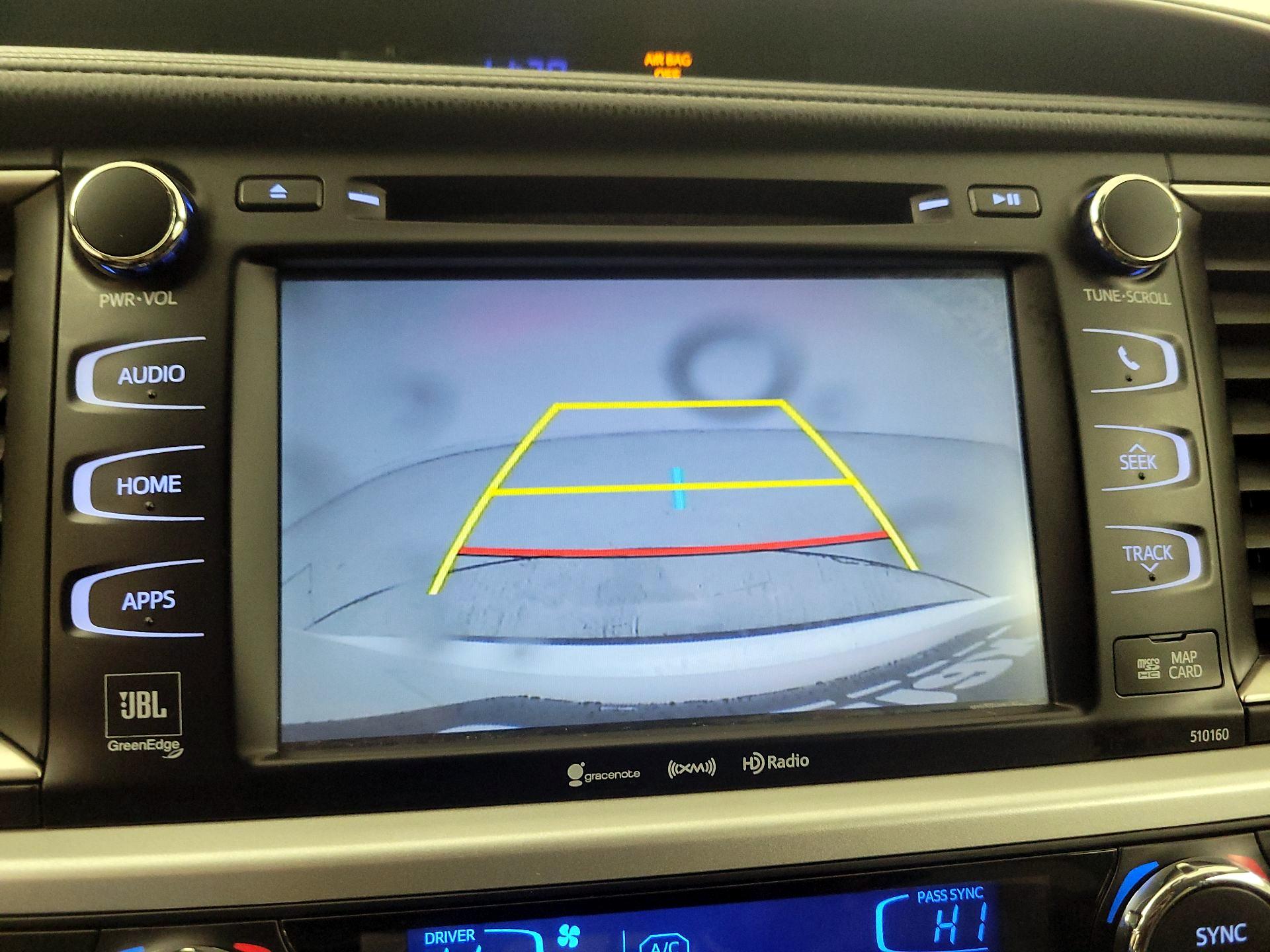 Thumbnail: 2016 Toyota Highlander - 14