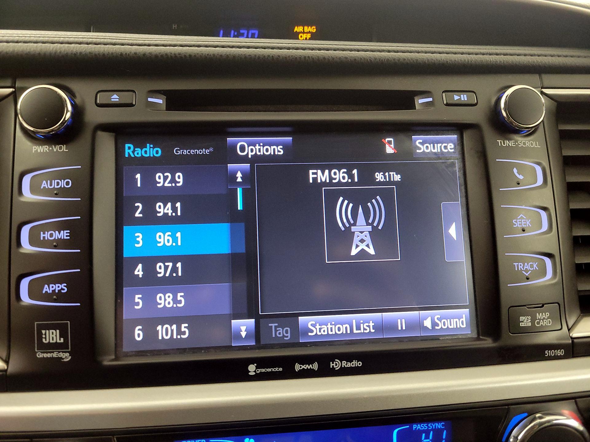 Thumbnail: 2016 Toyota Highlander - 15