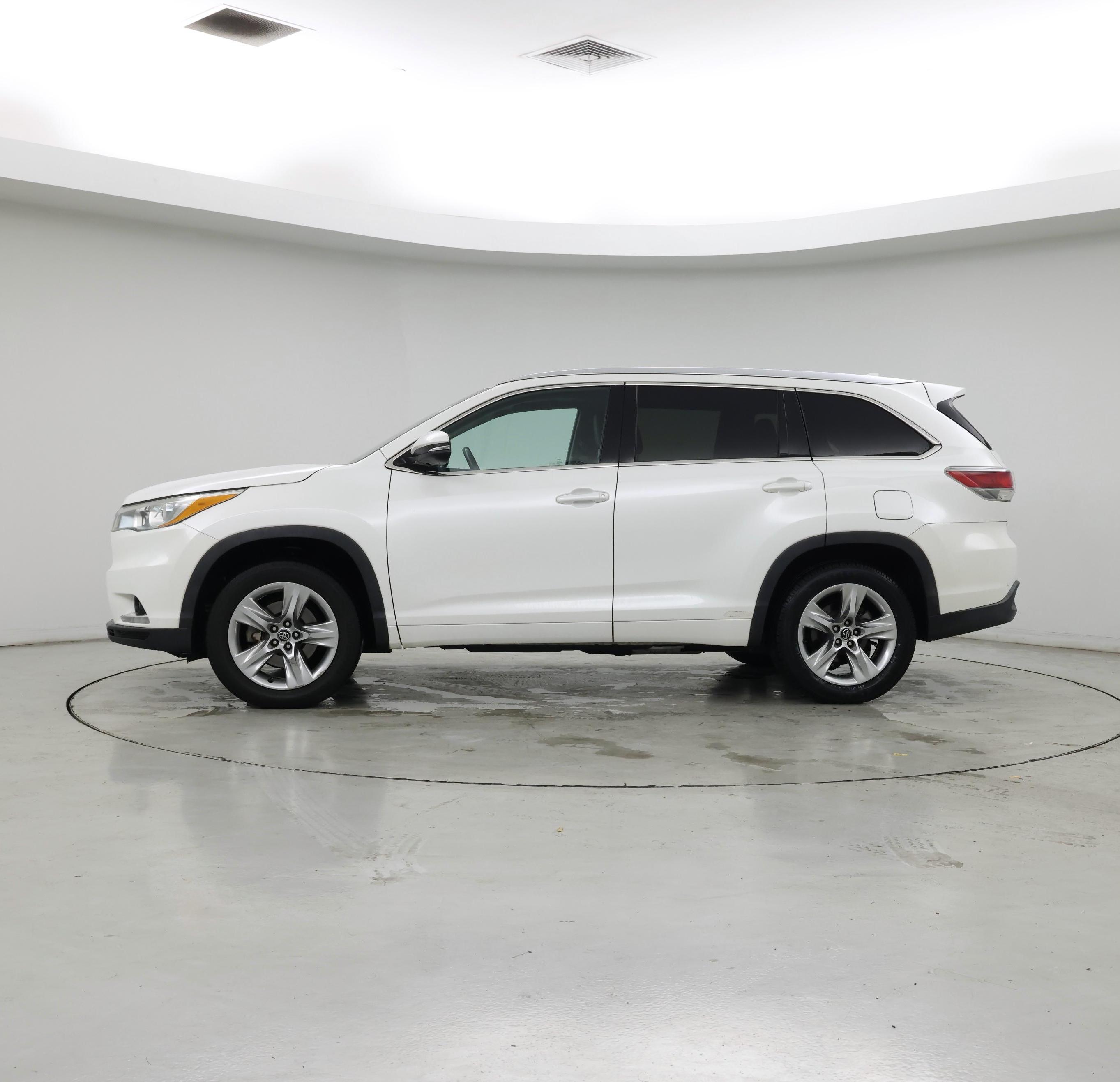 Thumbnail: 2016 Toyota Highlander - 3