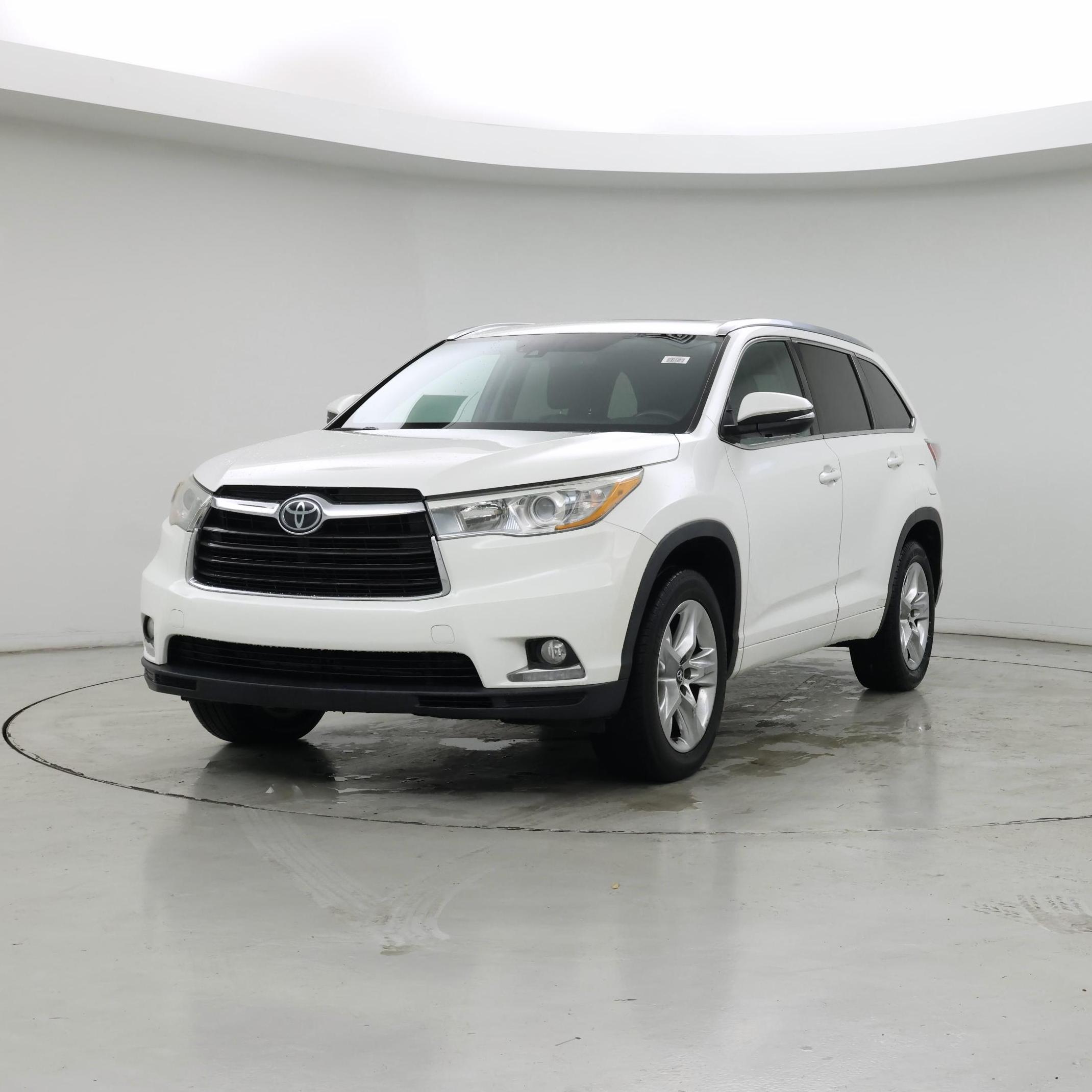 Thumbnail: 2016 Toyota Highlander - 4
