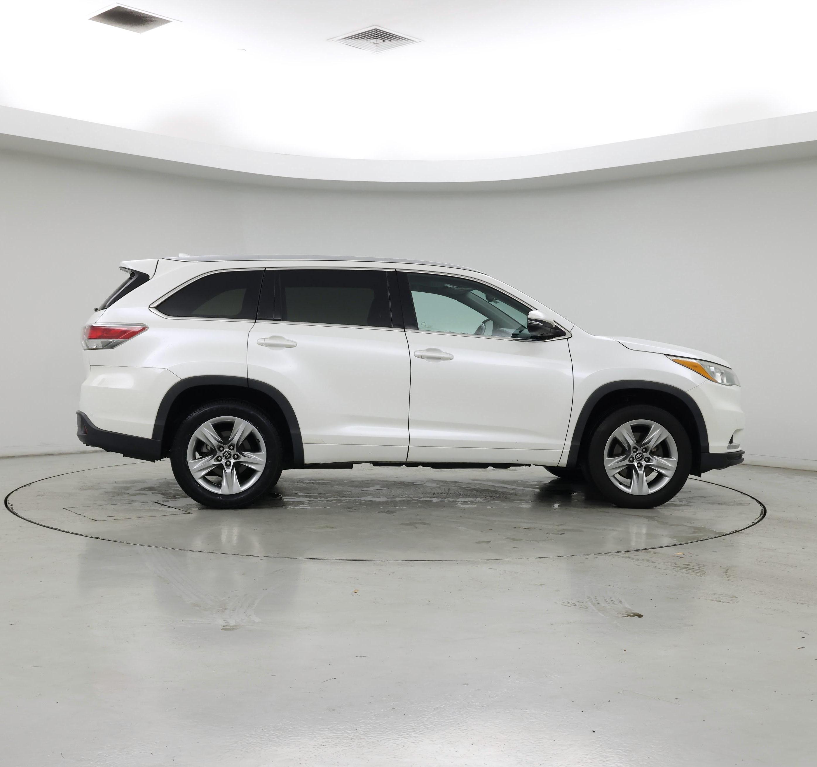 Thumbnail: 2016 Toyota Highlander - 7