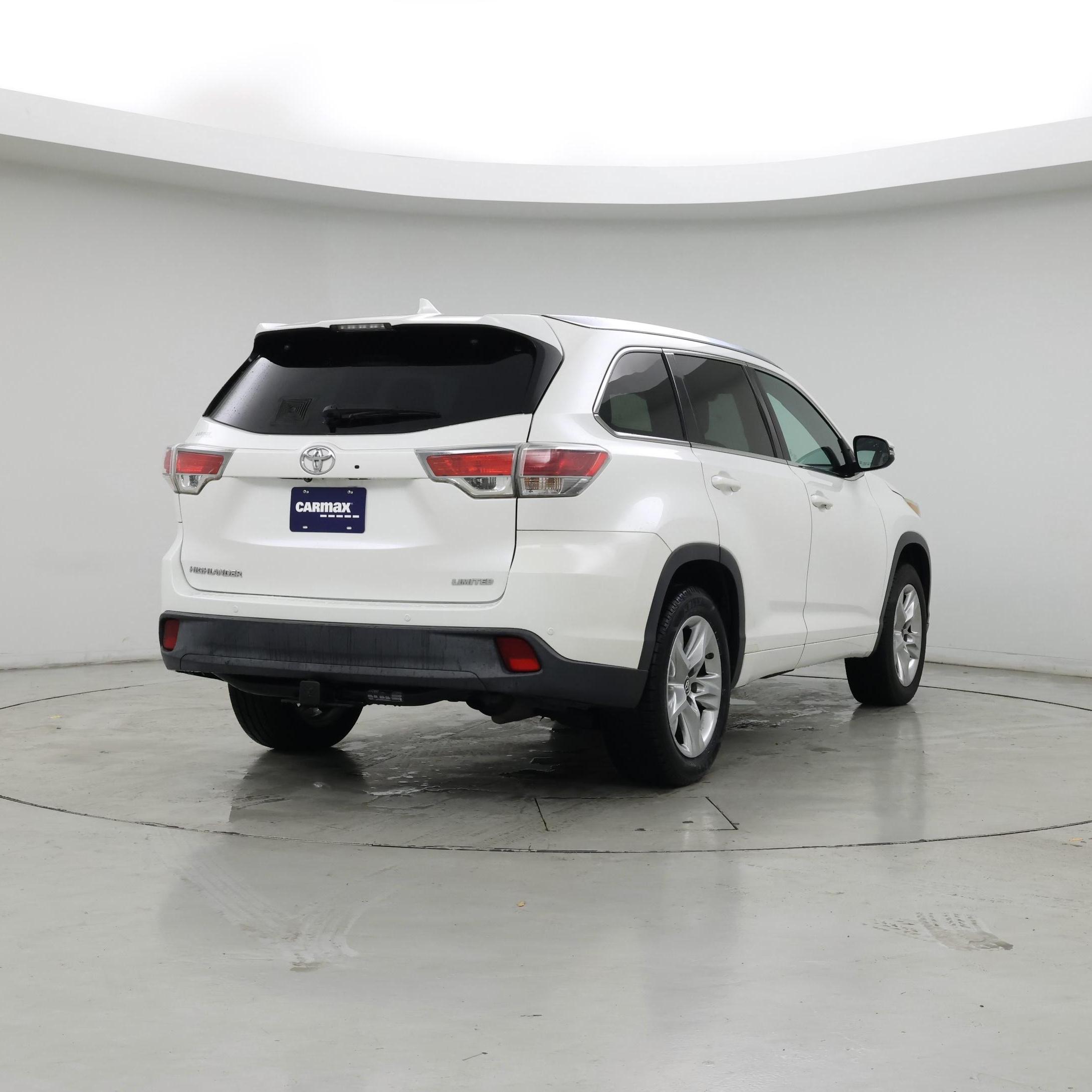 Thumbnail: 2016 Toyota Highlander - 8