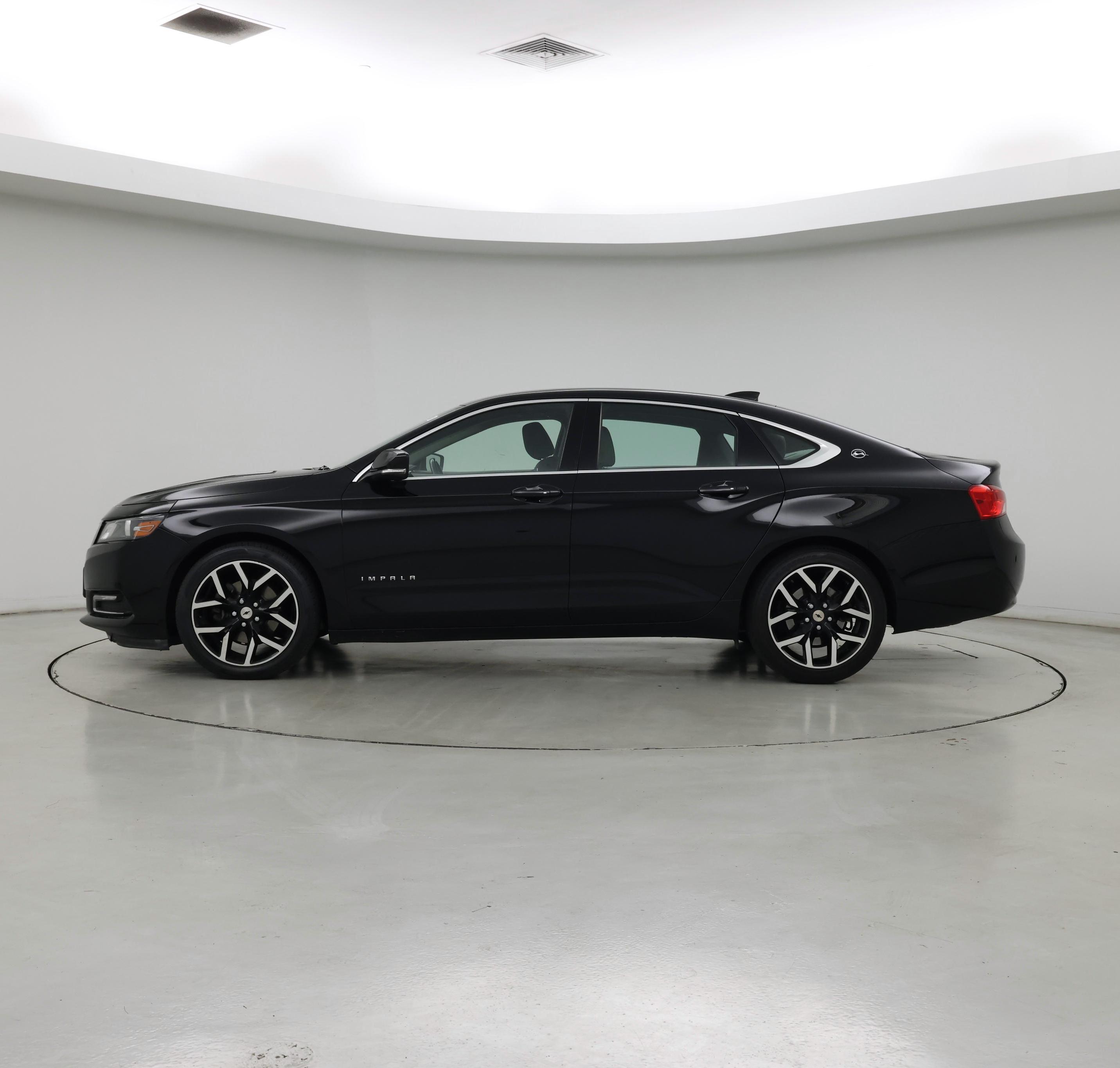 Thumbnail: 2018 Chevrolet Impala - 3