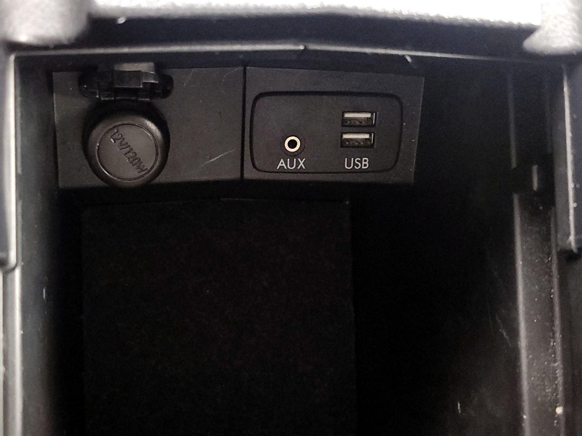 Thumbnail: 2016 Subaru Forester - 19