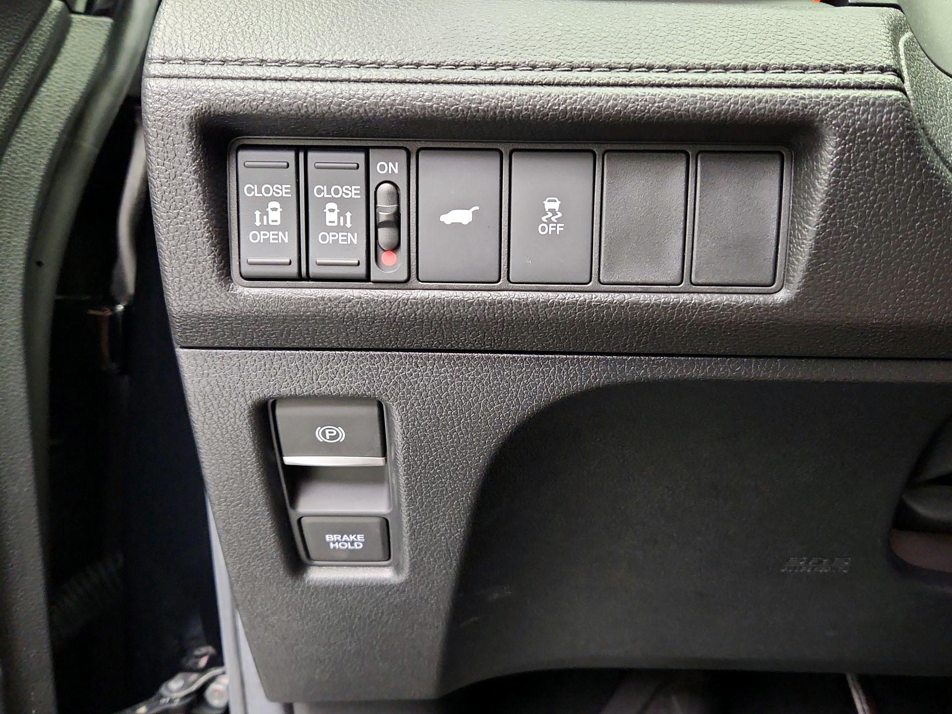 Thumbnail: 2025 Honda Odyssey - 13