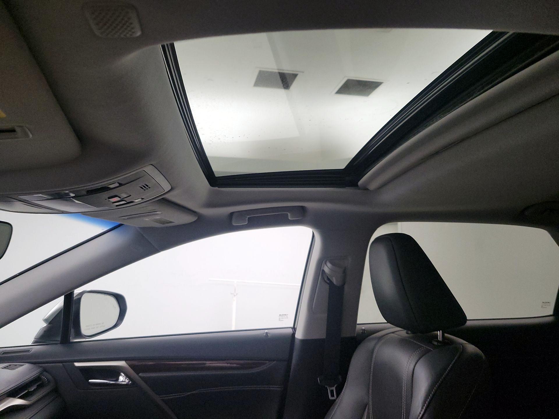 Thumbnail: 2018 Lexus RX - 20