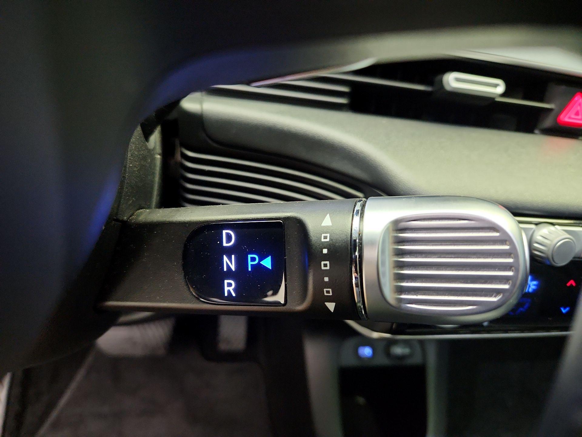 Thumbnail: 2022 Hyundai Ioniq 5 - 18