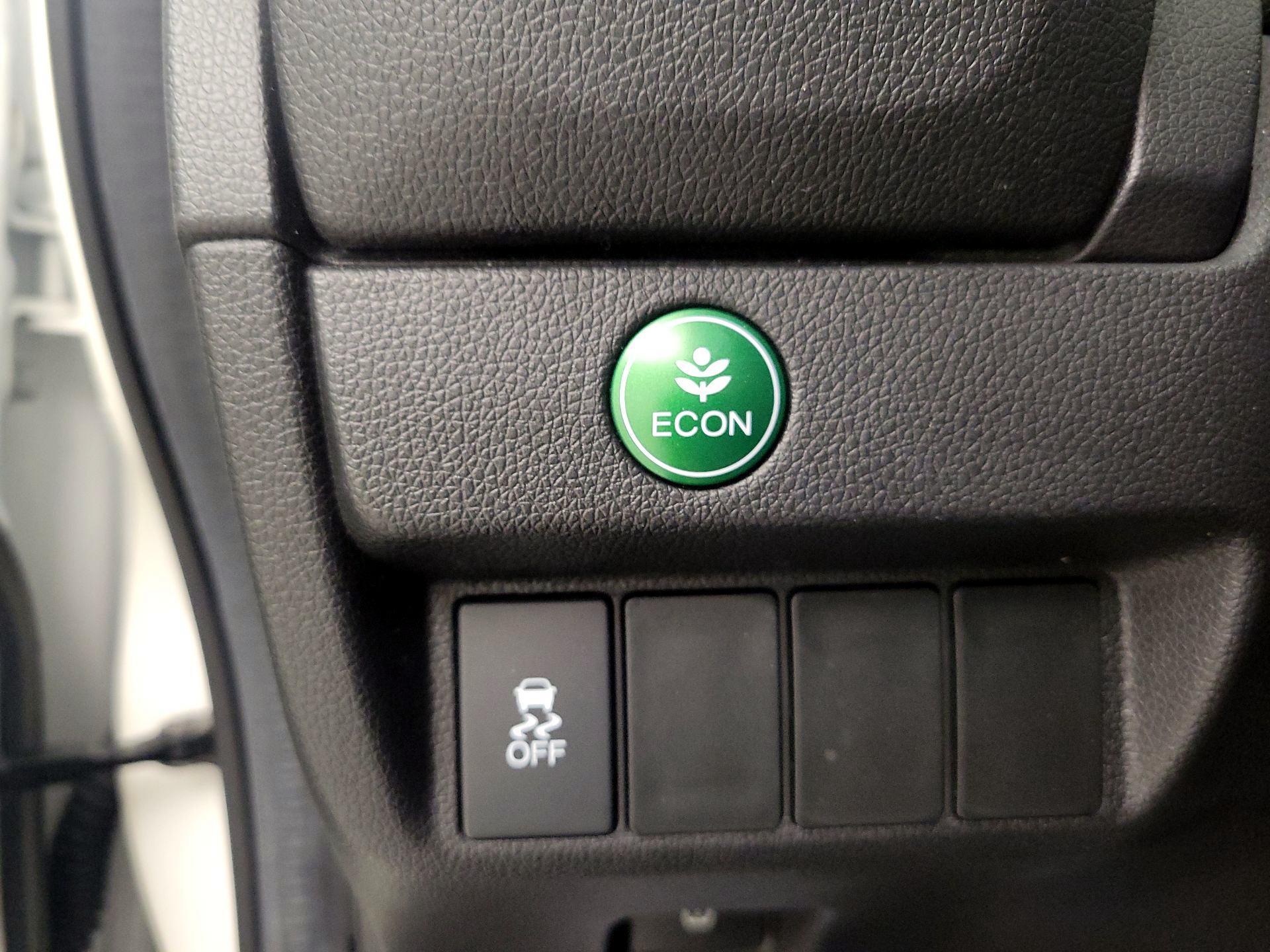 Thumbnail: 2016 Honda Fit - 13