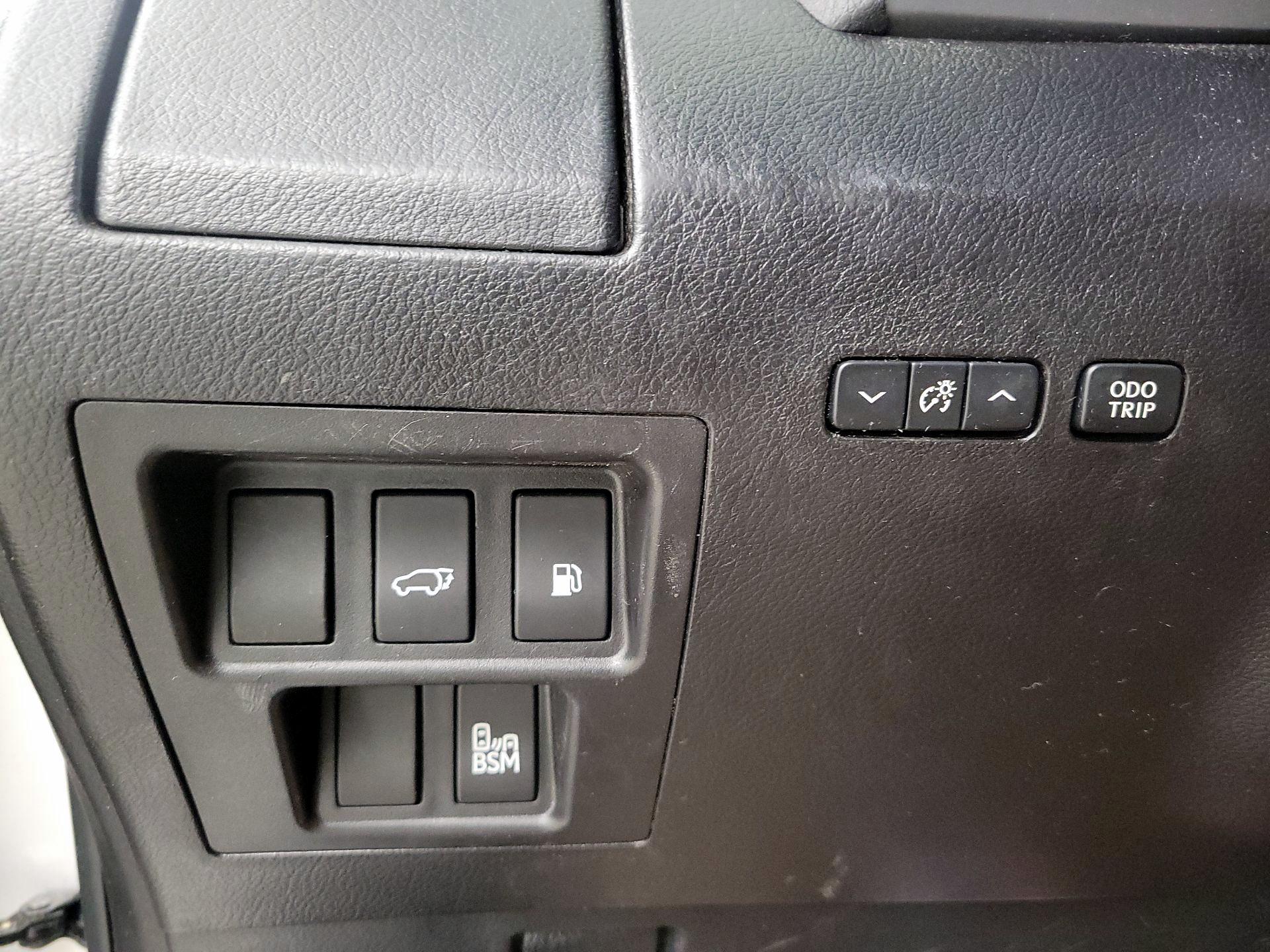 Thumbnail: 2015 Lexus RX - 13