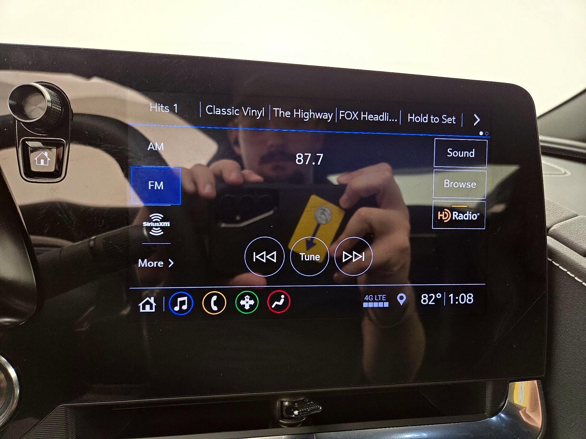 Thumbnail: 2020 Chevrolet Corvette - 14