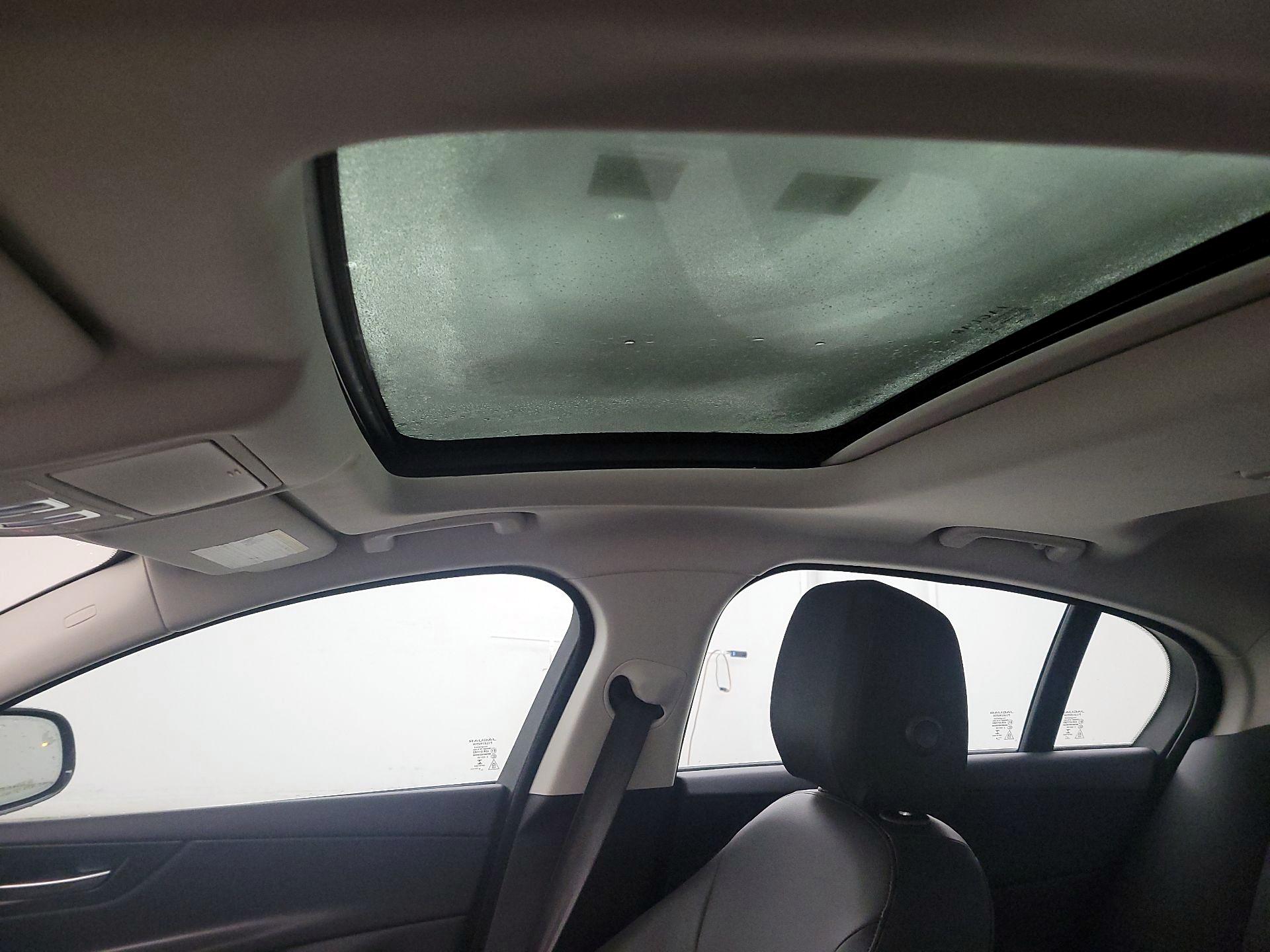 Thumbnail: 2019 Jaguar XE - 20