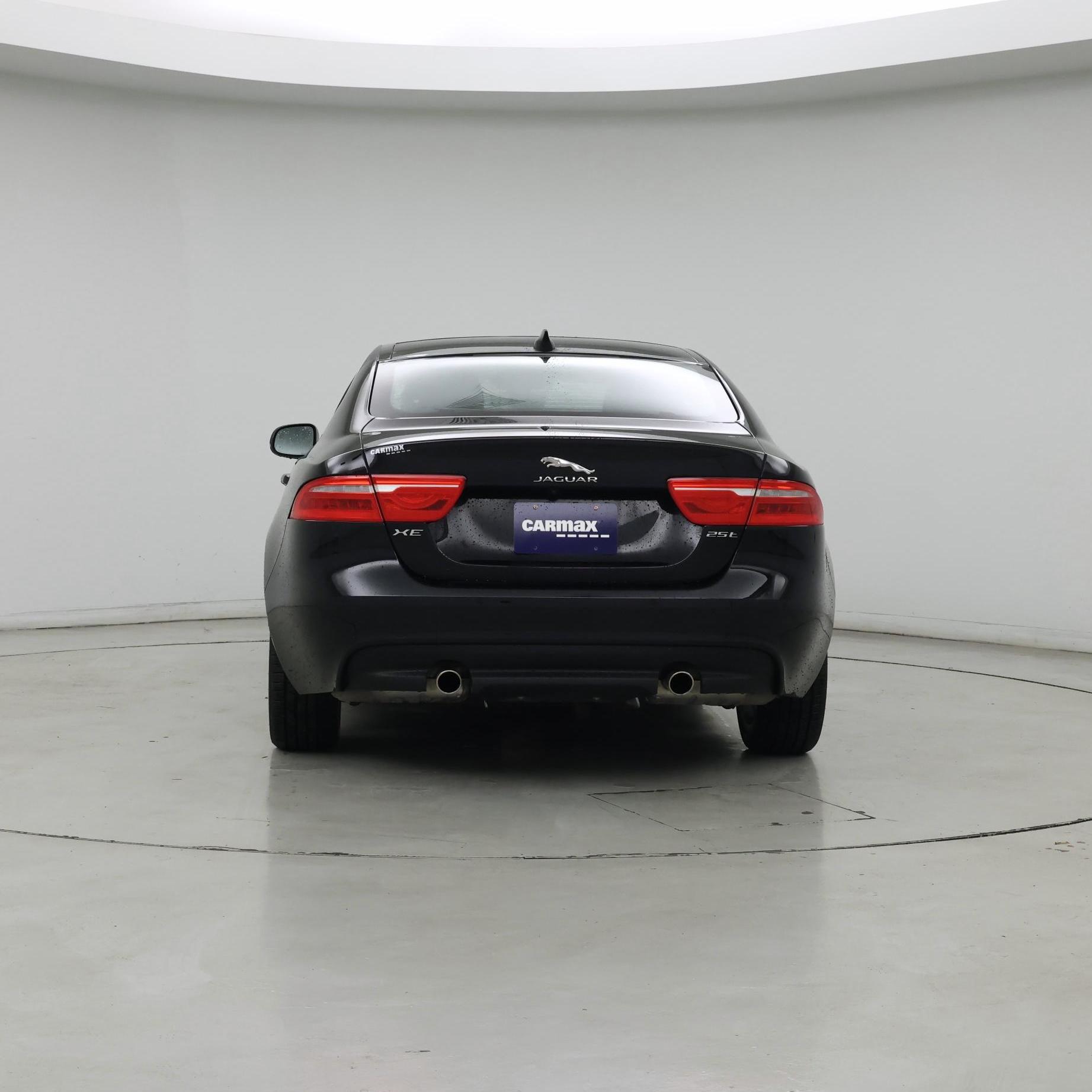 Thumbnail: 2019 Jaguar XE - 6