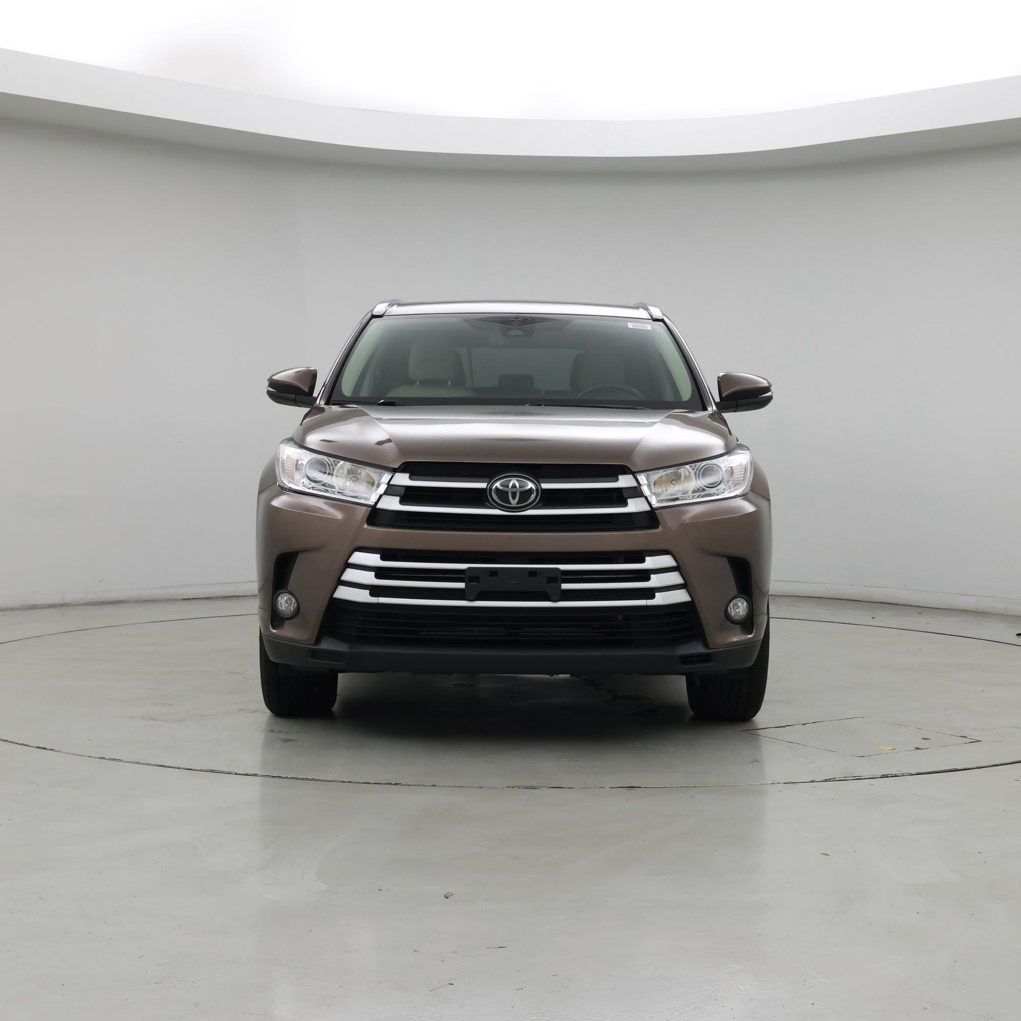 Thumbnail: 2018 Toyota Highlander - 5