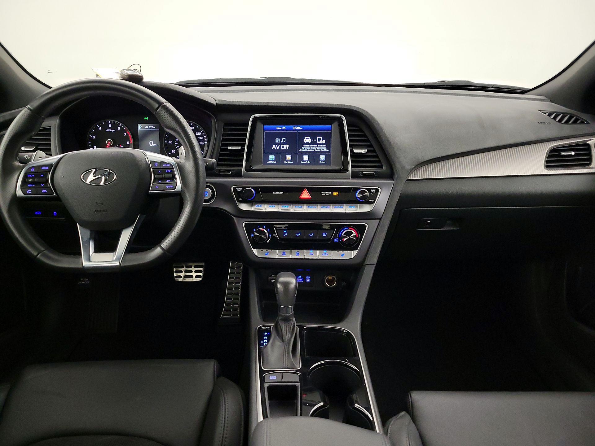 Thumbnail: 2018 Hyundai Sonata - 9