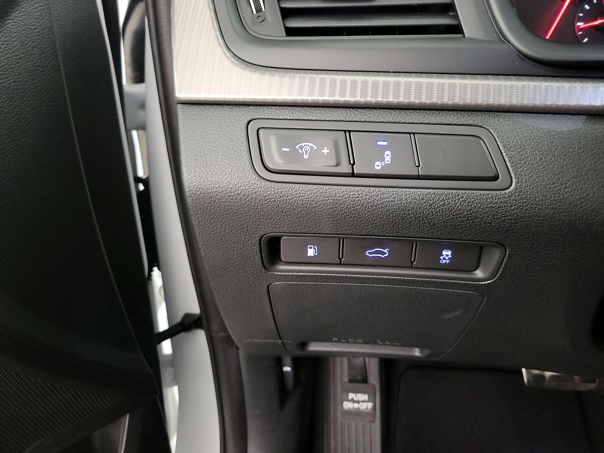 Thumbnail: 2018 Hyundai Sonata - 13