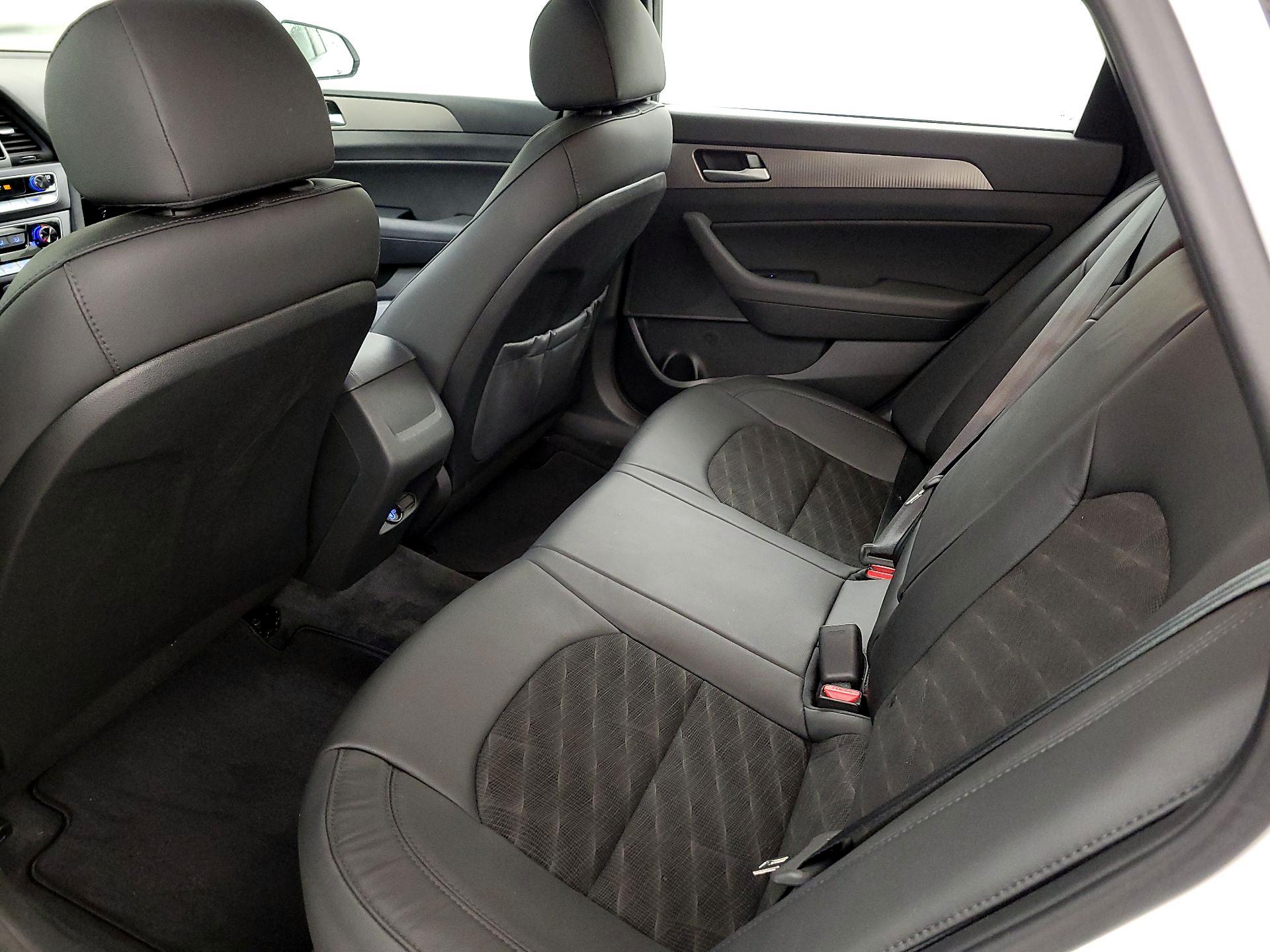 Thumbnail: 2018 Hyundai Sonata - 20