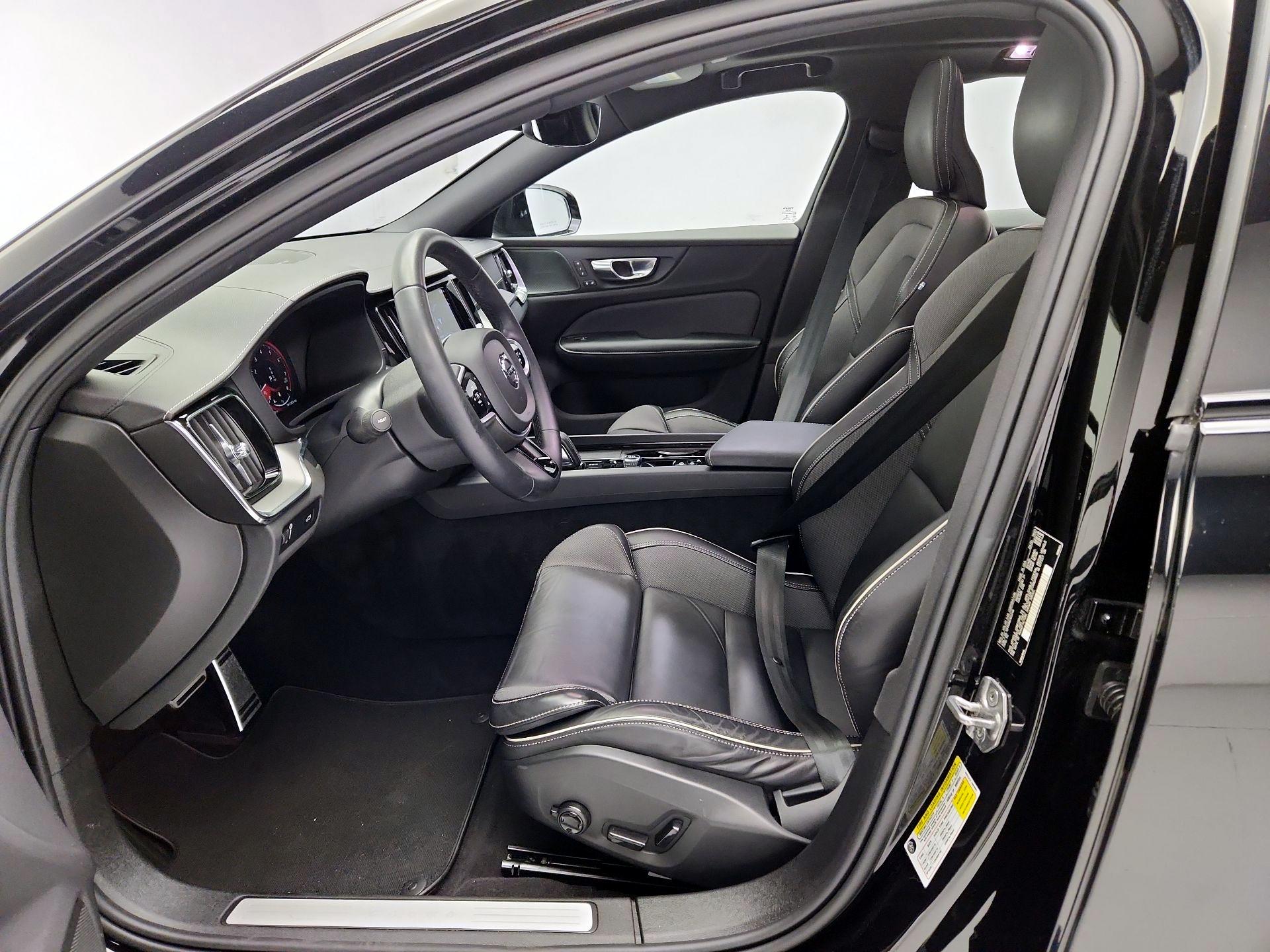 Thumbnail: 2022 Volvo S60 - 11